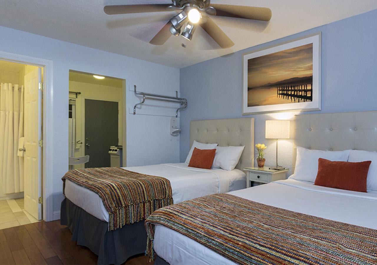 Two Double beds with Kitchenette - Photo 1