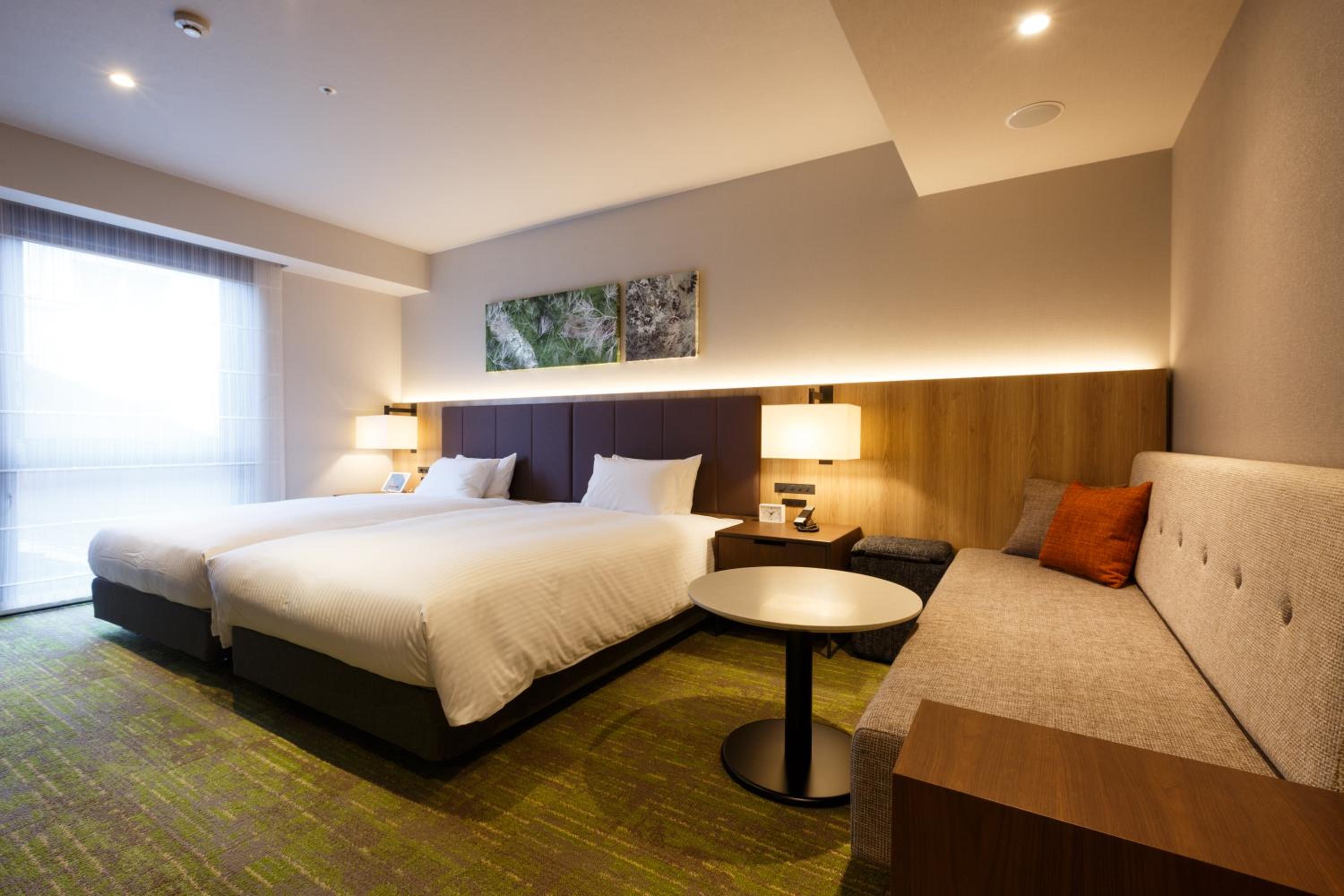 Relaxing Twin Room with Sofa