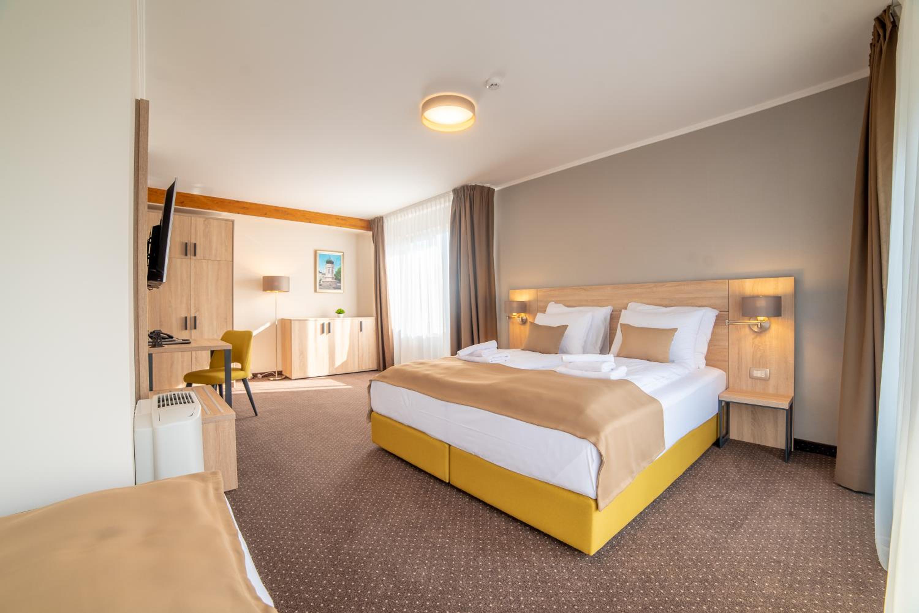 Standard Triple Room photo 3