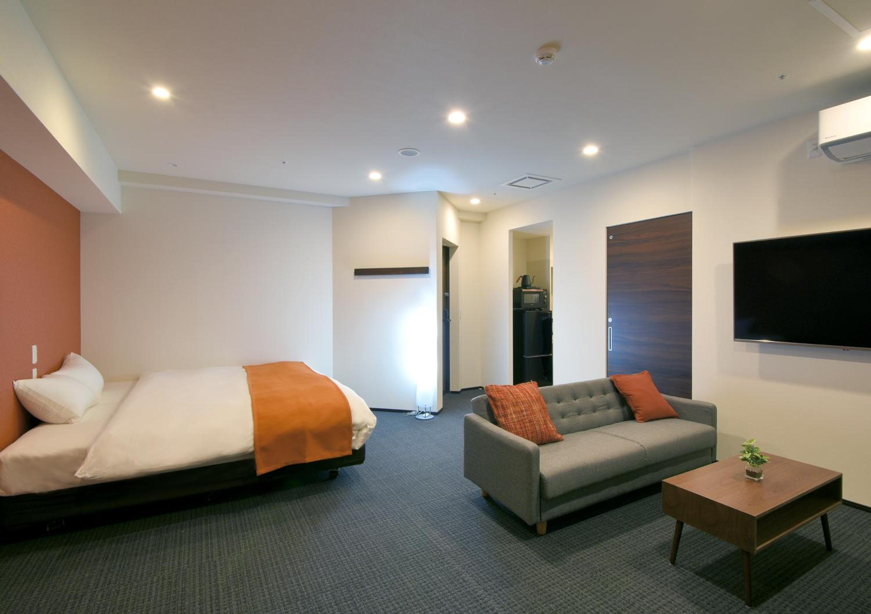 Deluxe Room - Photo 12