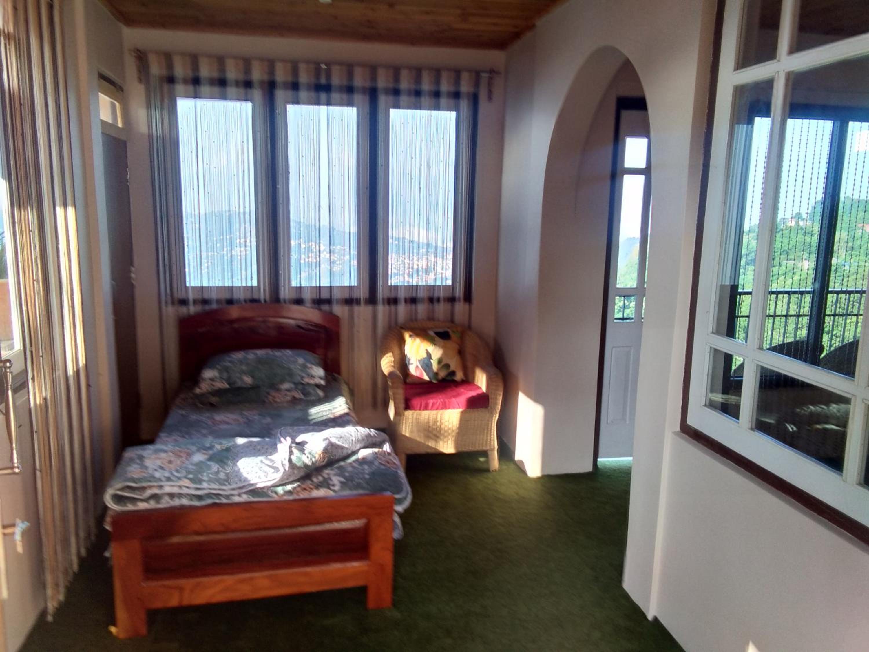 Deluxe Family Suite photo 2