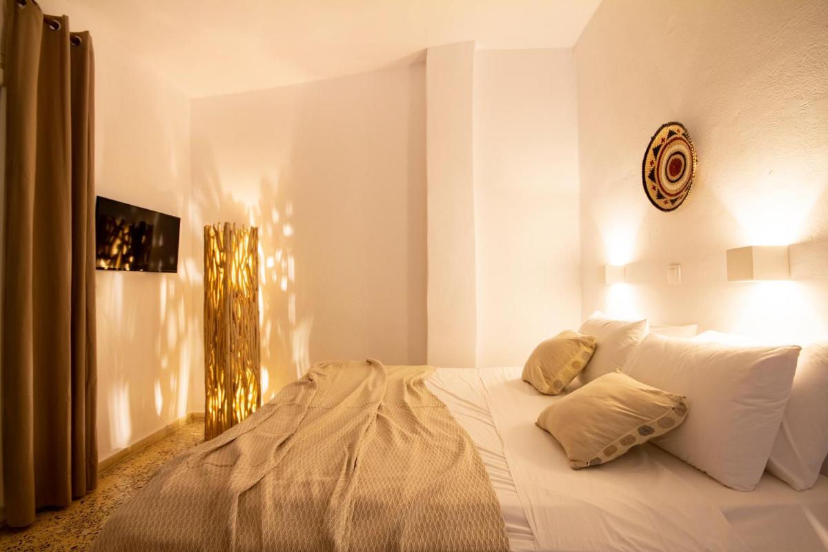 Double or Twin Room with Balcony photo 1