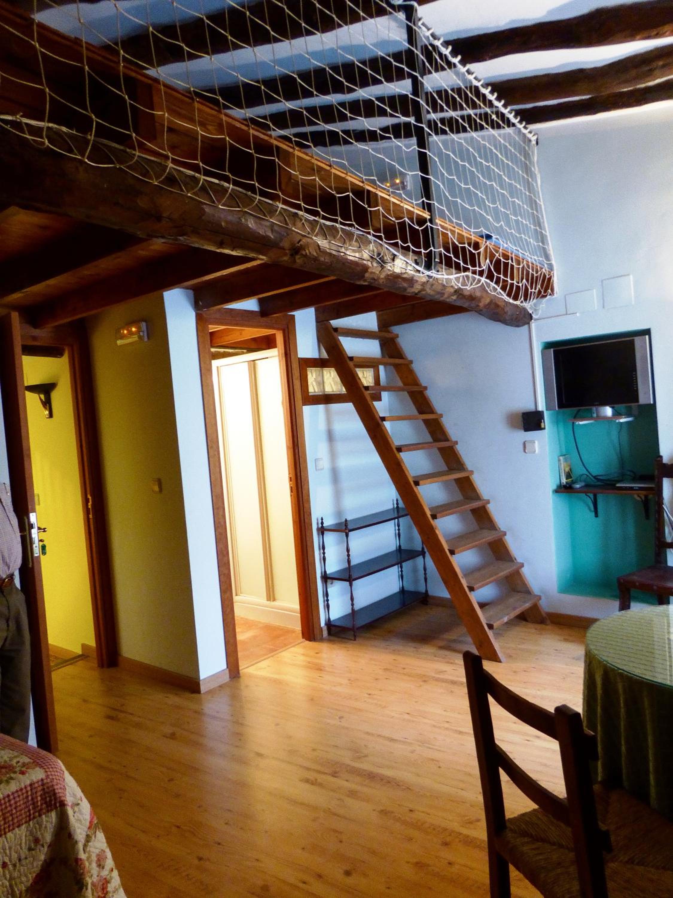 Family Room with Private Bathroom - Photo 1