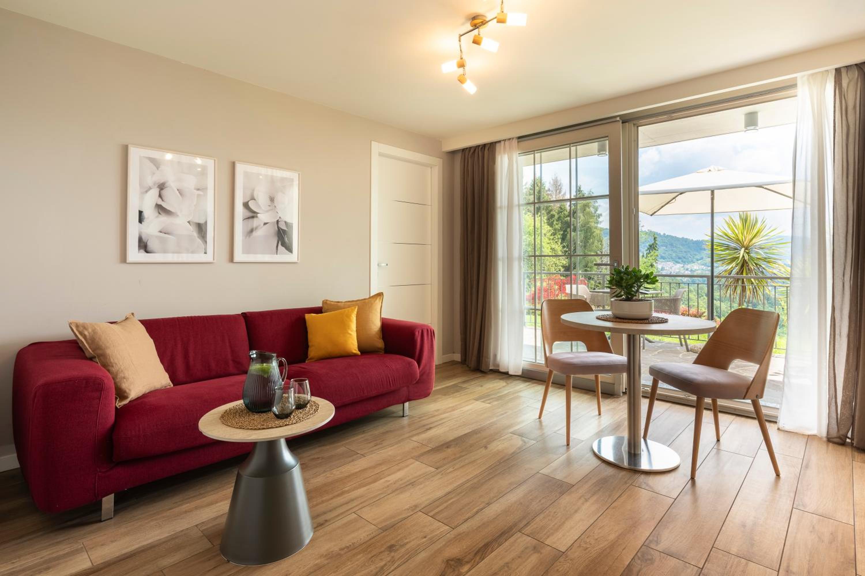 Suite with Garden View