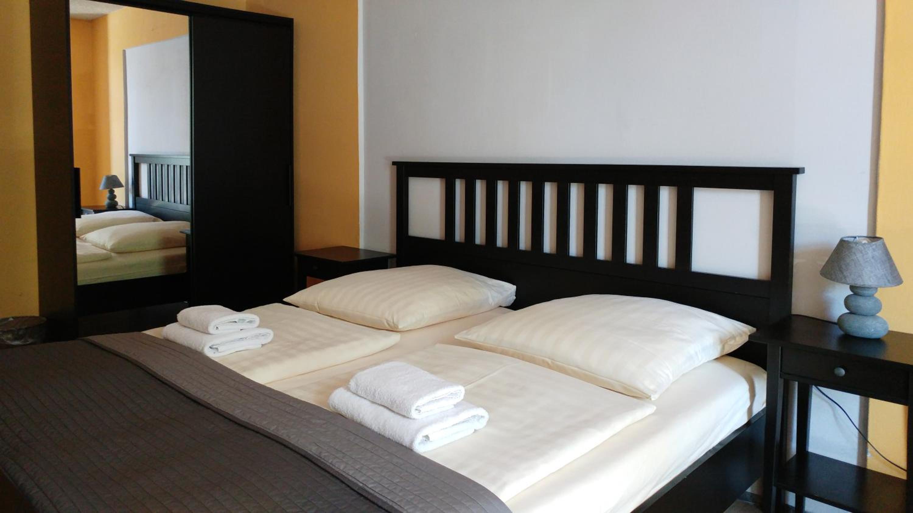 Double Room with Private Bathroom in Hallway photo 1