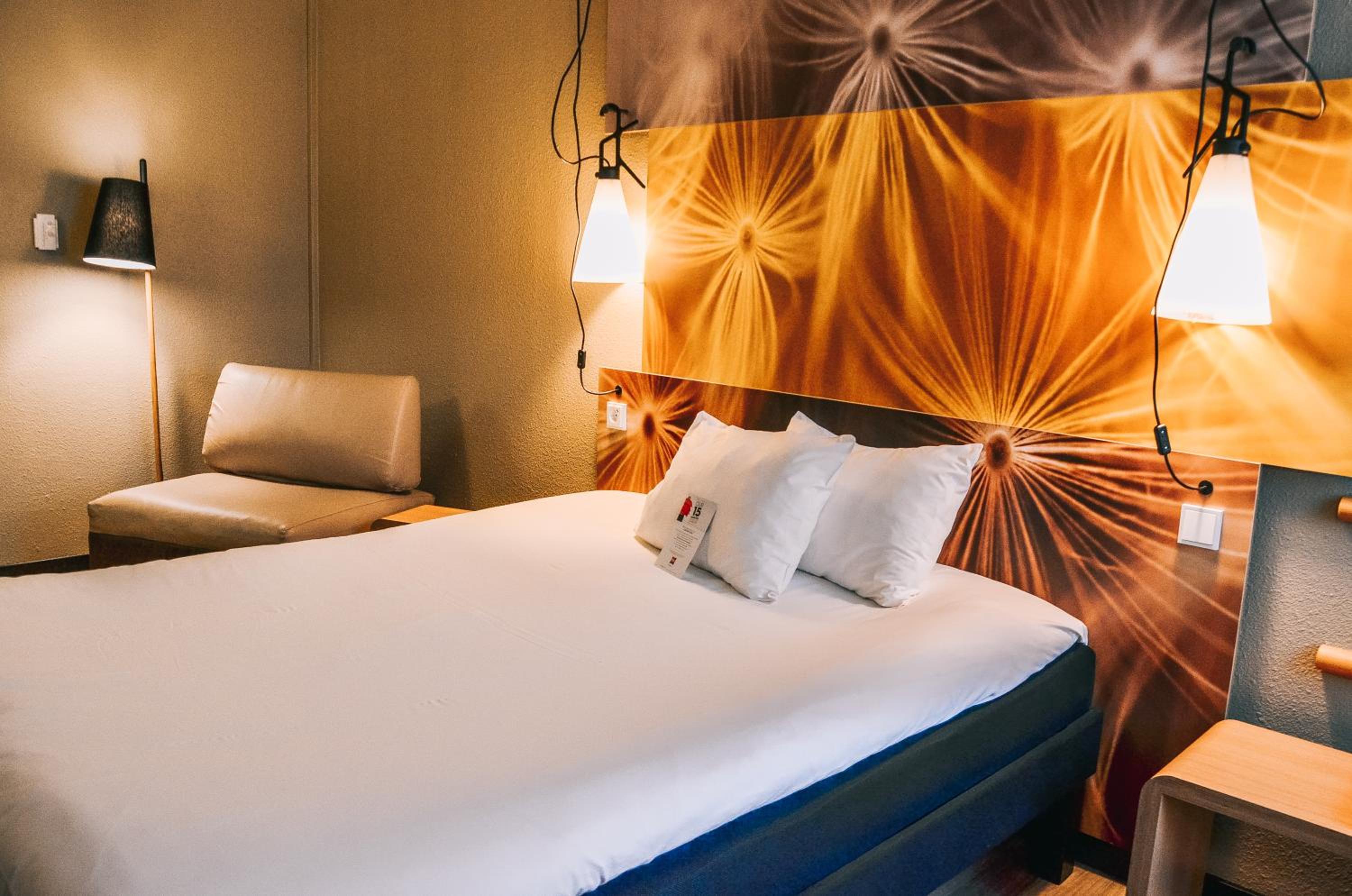 Standard Double or Twin Room - Photo 5