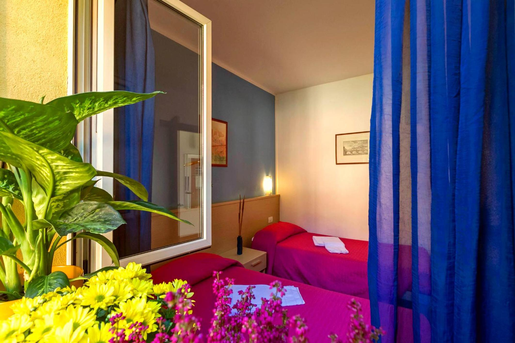 Three-Bedroom Apartment with Lake View photo 2