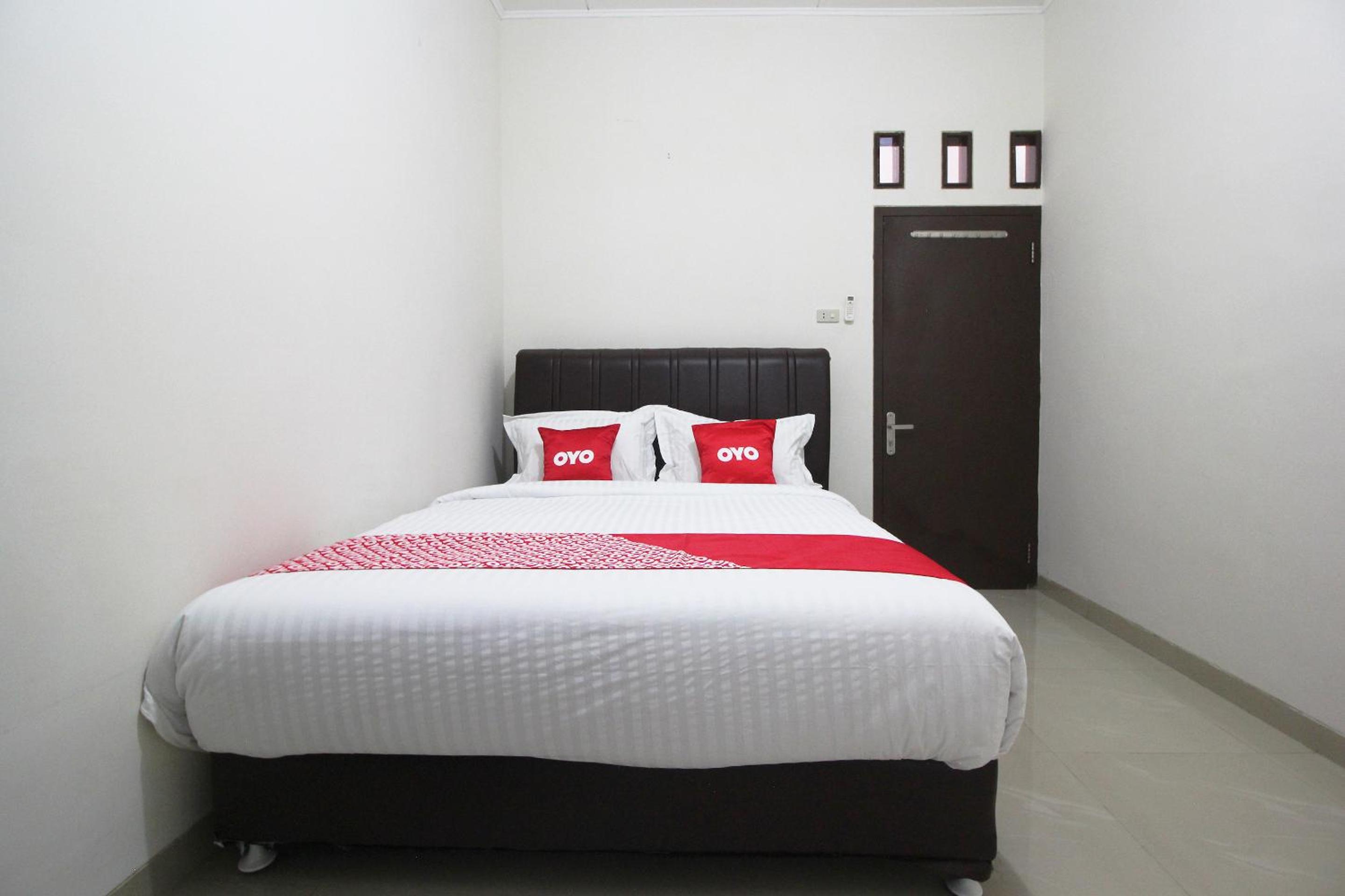 Standard Double Room - Photo 6