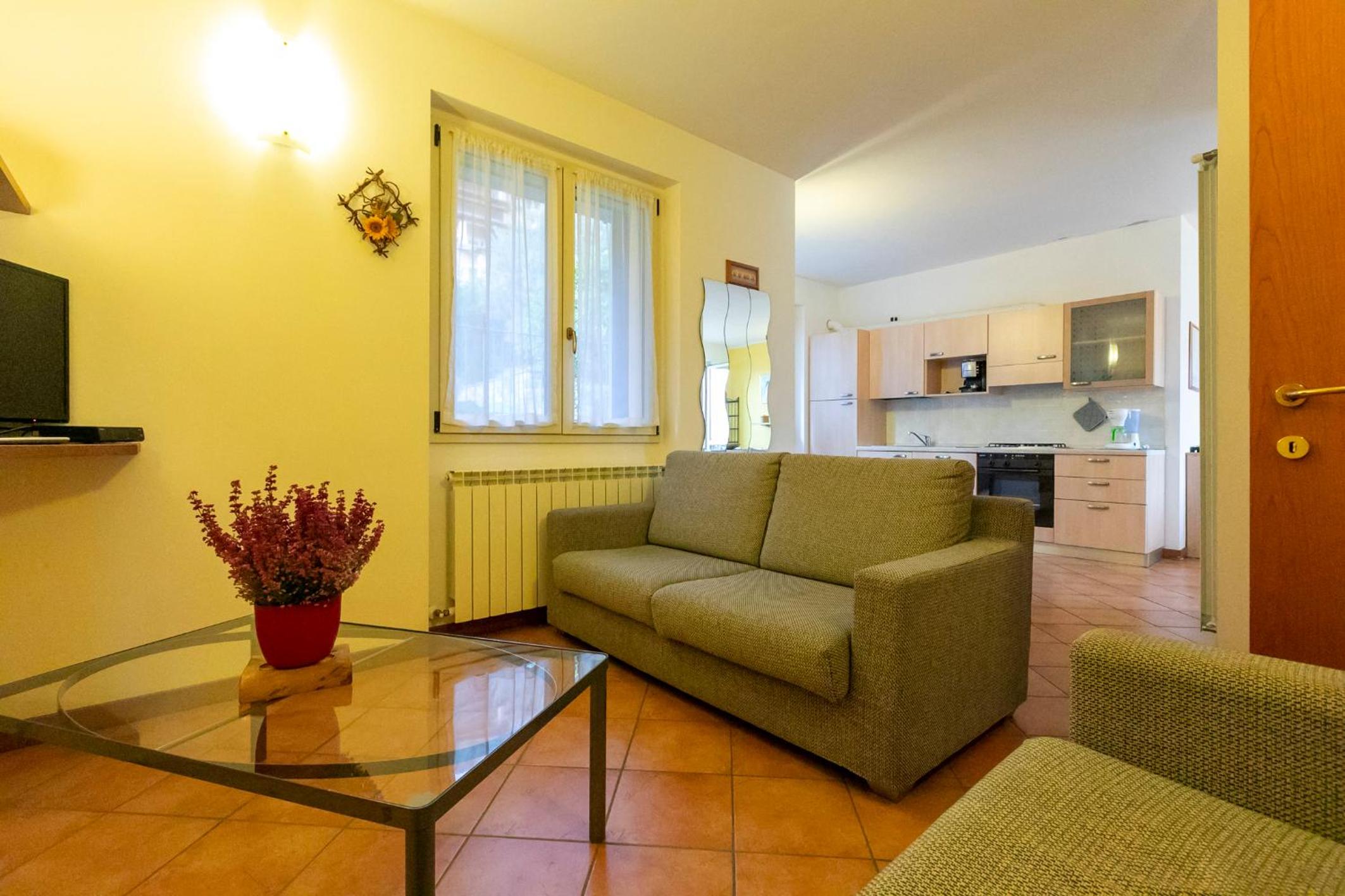 Superior Three-Bedroom Apartment with Lake View photo 1