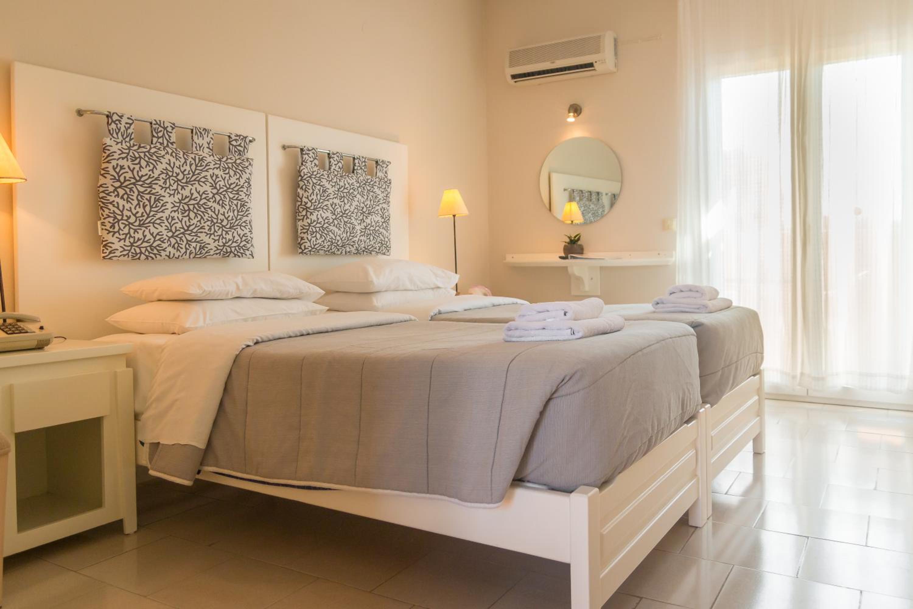 Double Room - Photo 6