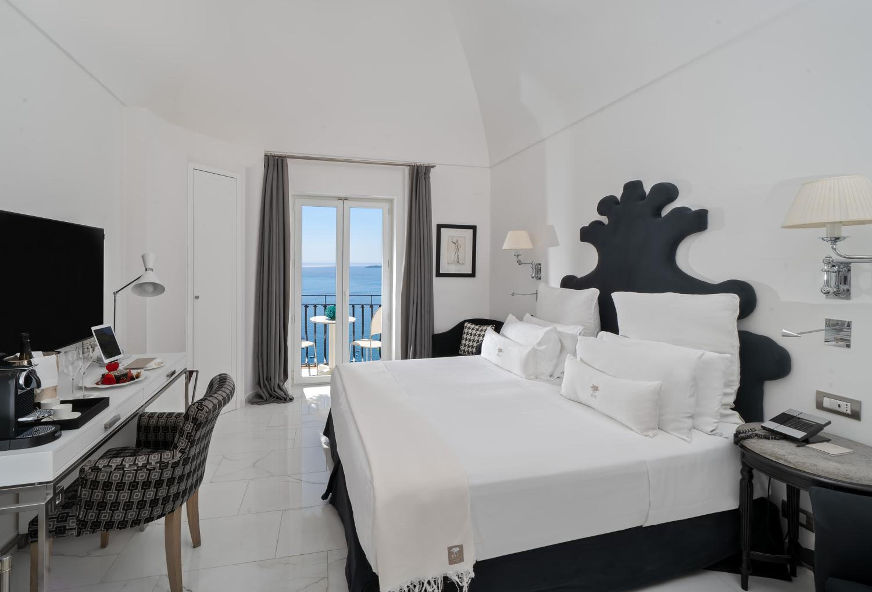 Large Double Room - Photo 1