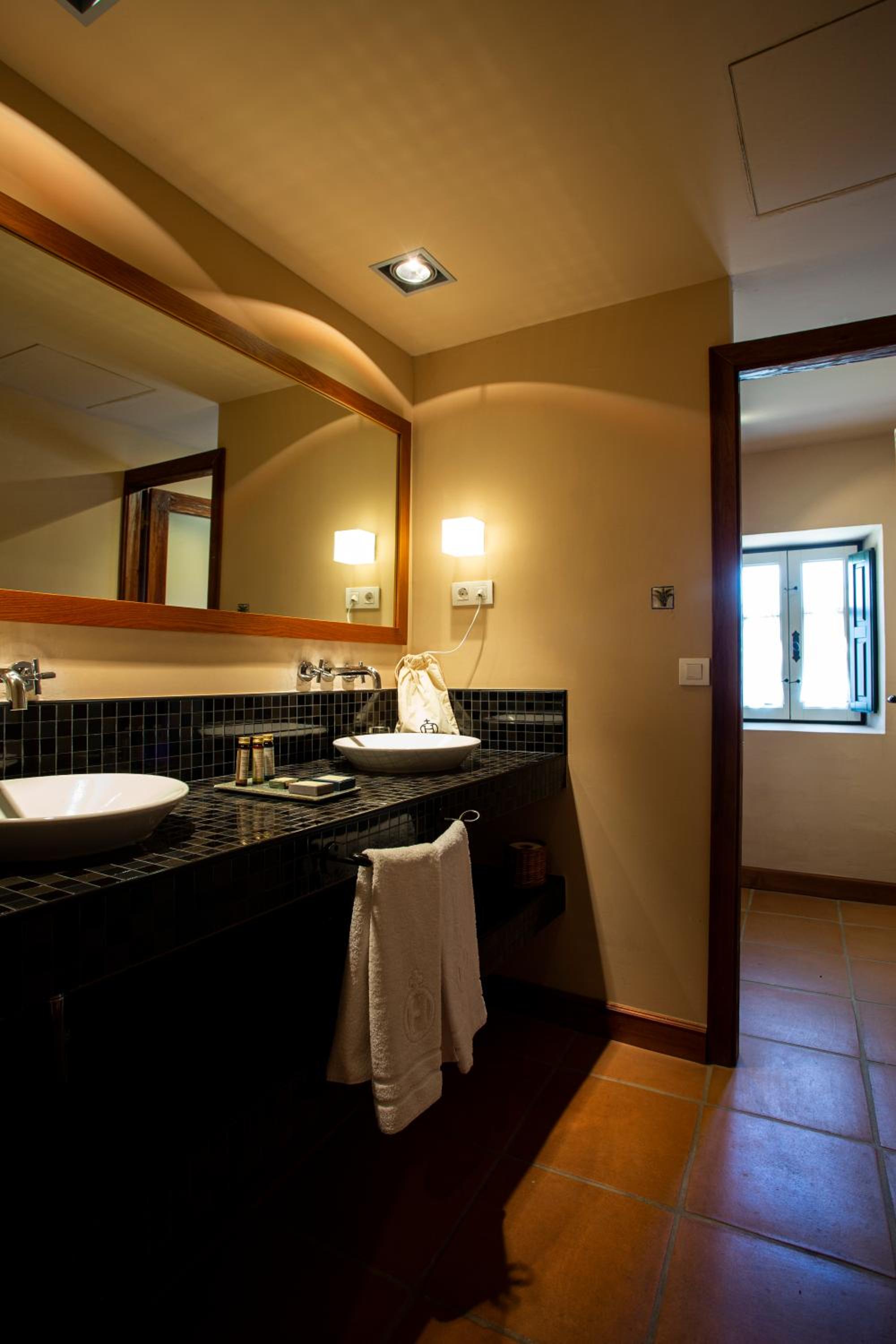 Deluxe Villa - Photo 5