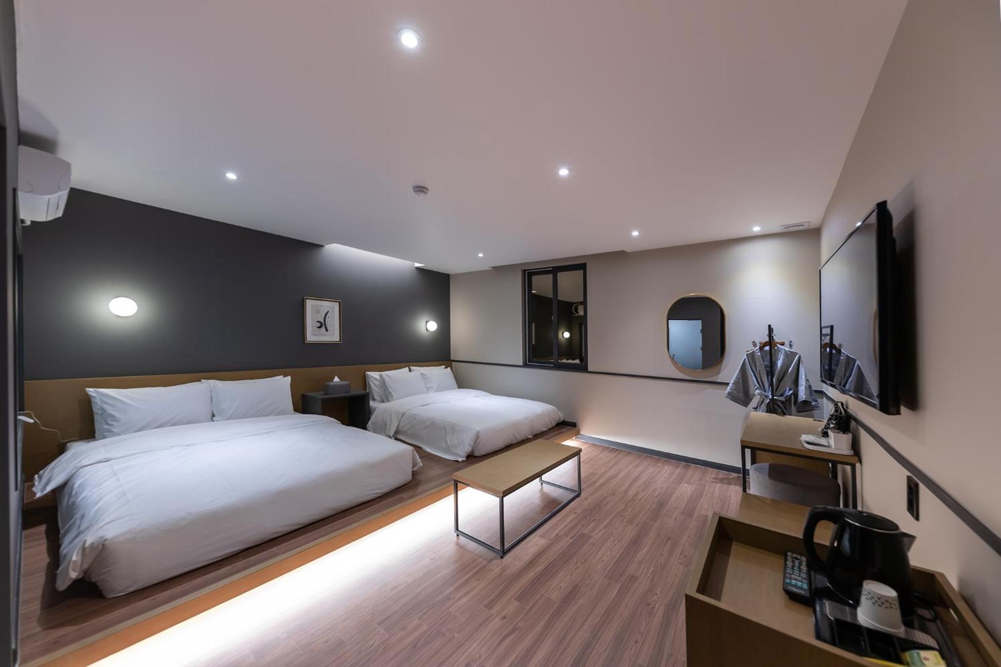 Japanese-Style Room - Photo 6