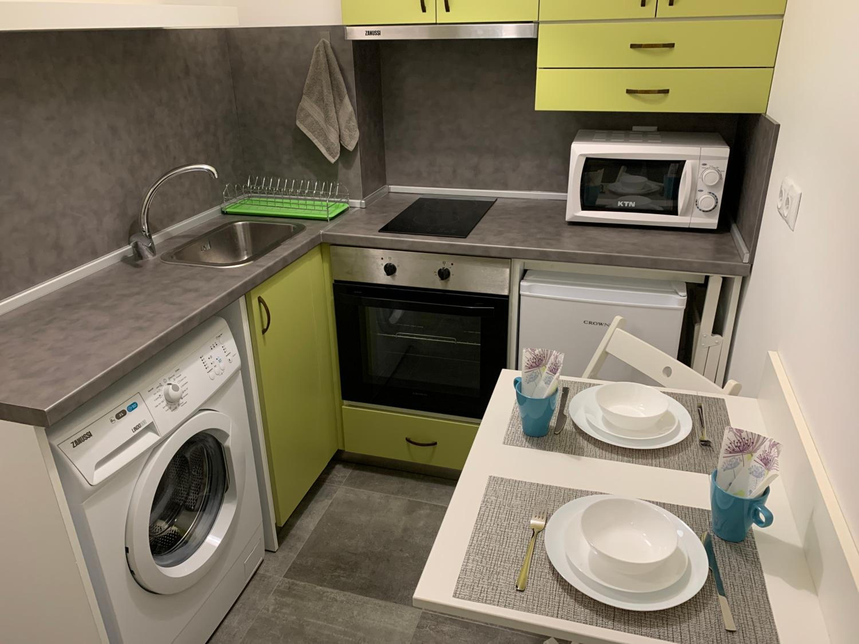 One-Bedroom Apartment - Photo 18