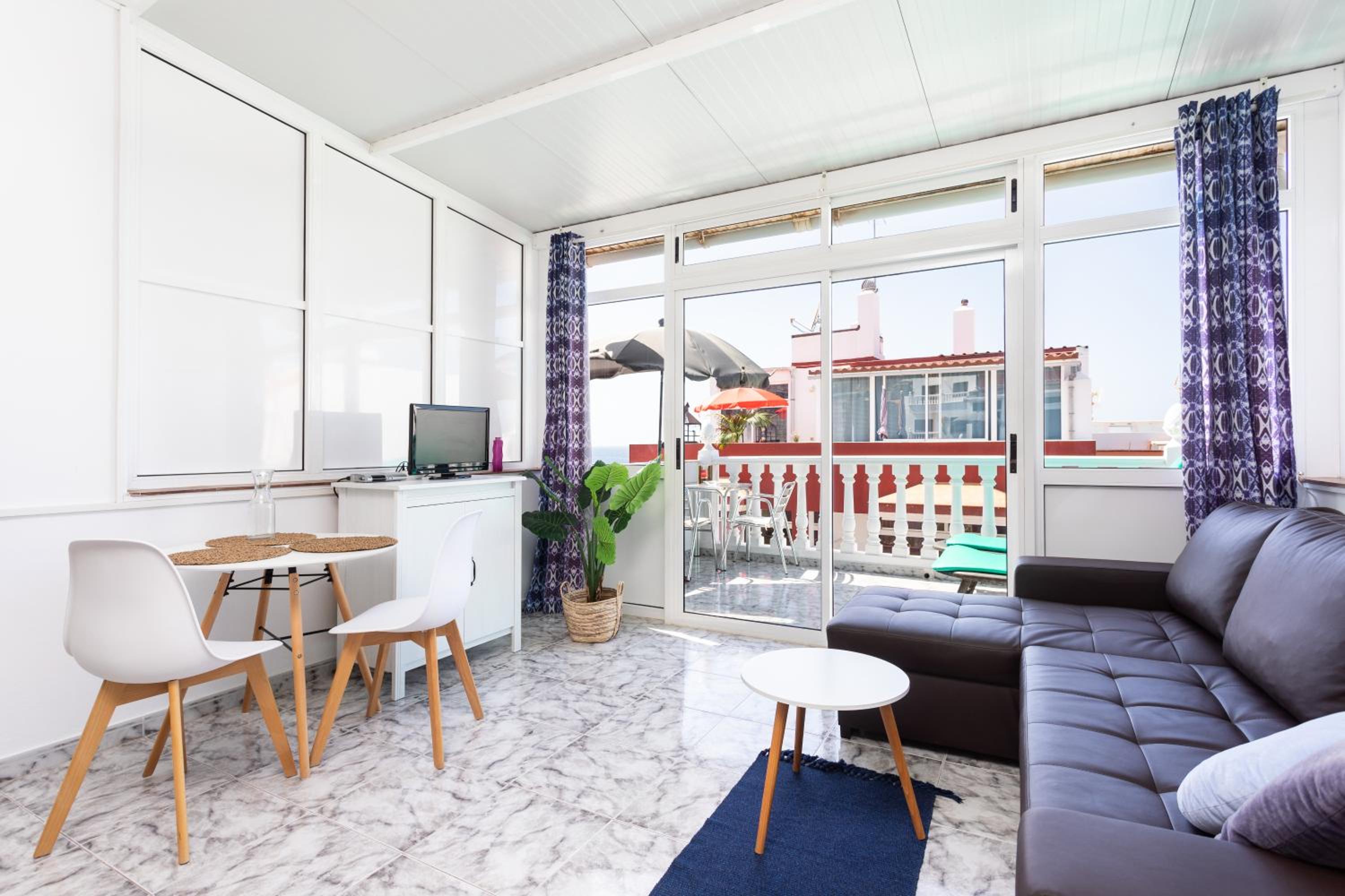 Apartamento con Terraza