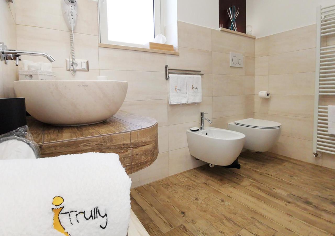 One-Bedroom House - Photo 3