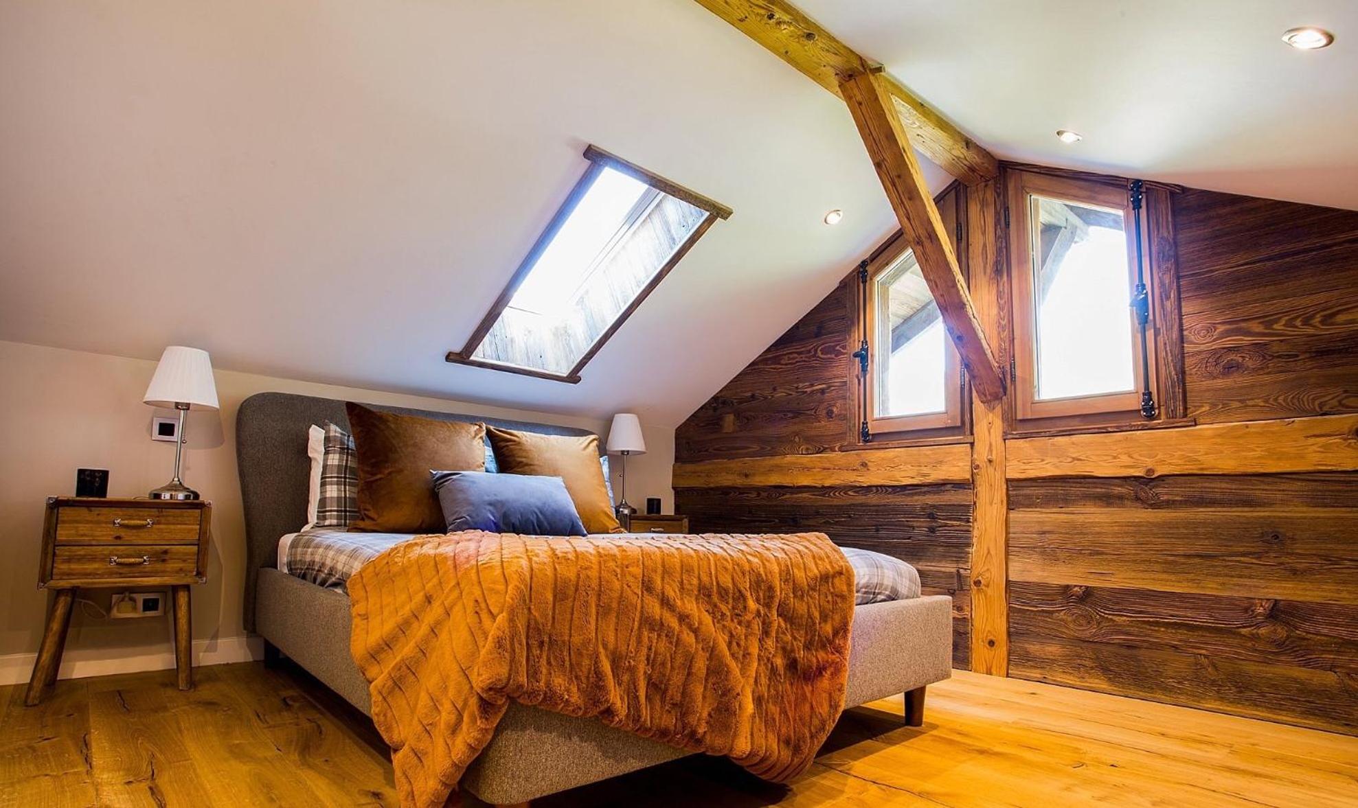 Three-Bedroom Chalet photo 2