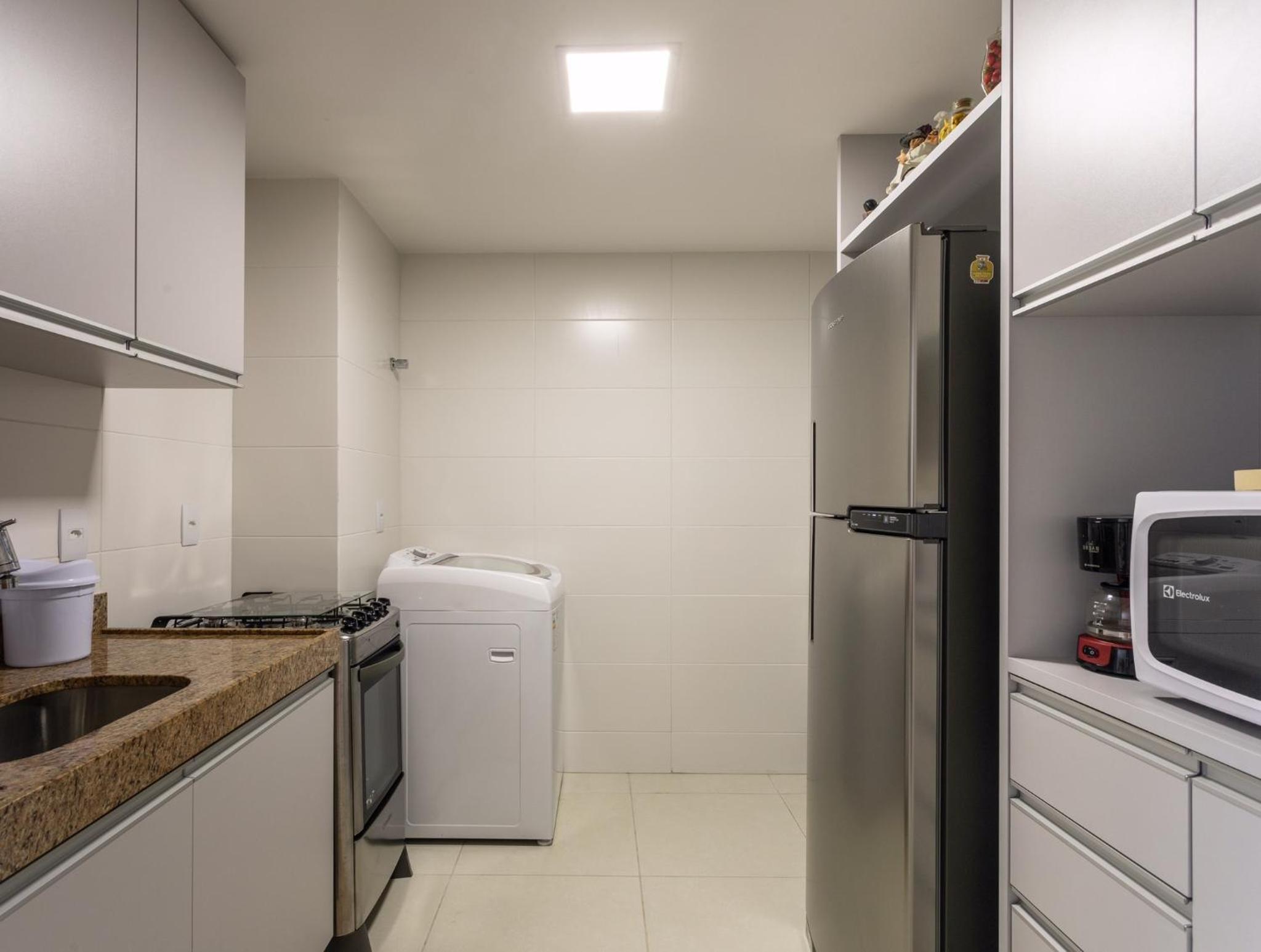 Apartment photo 2