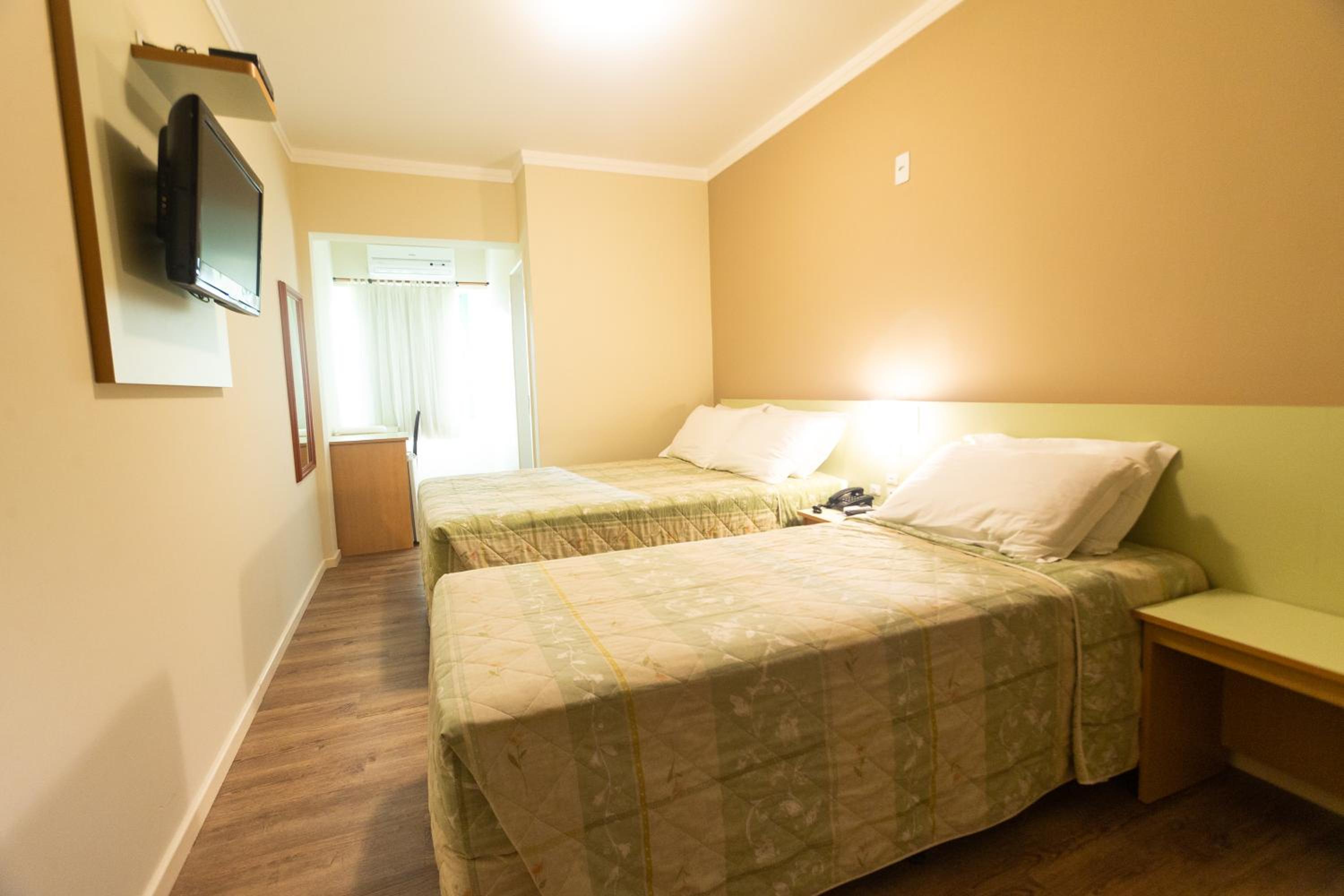 Luxury Triple Room photo 3