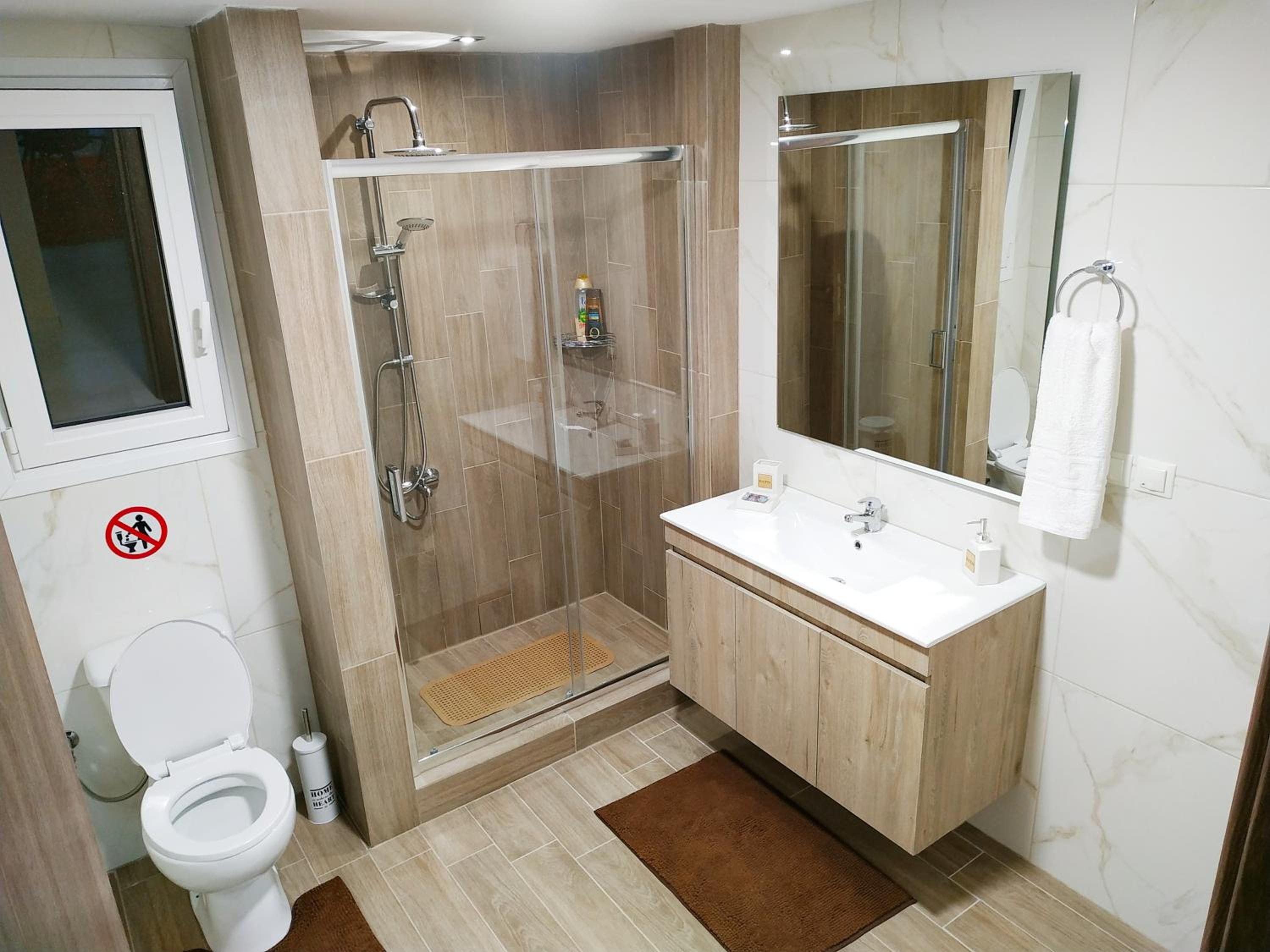 Two-Bedroom Apartment - Photo 15
