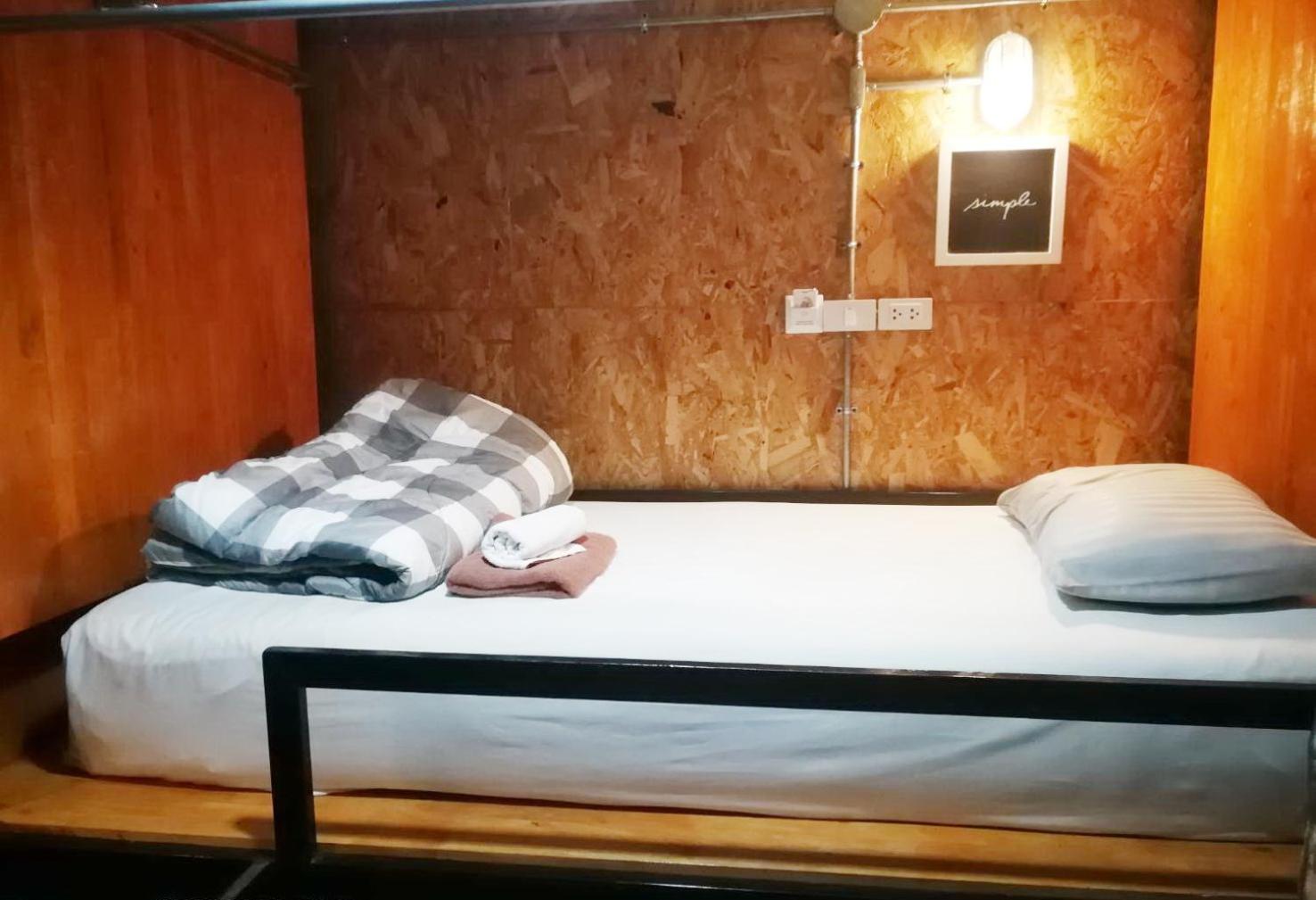 Bunk Bed in Mixed Dormitory Room photo 2