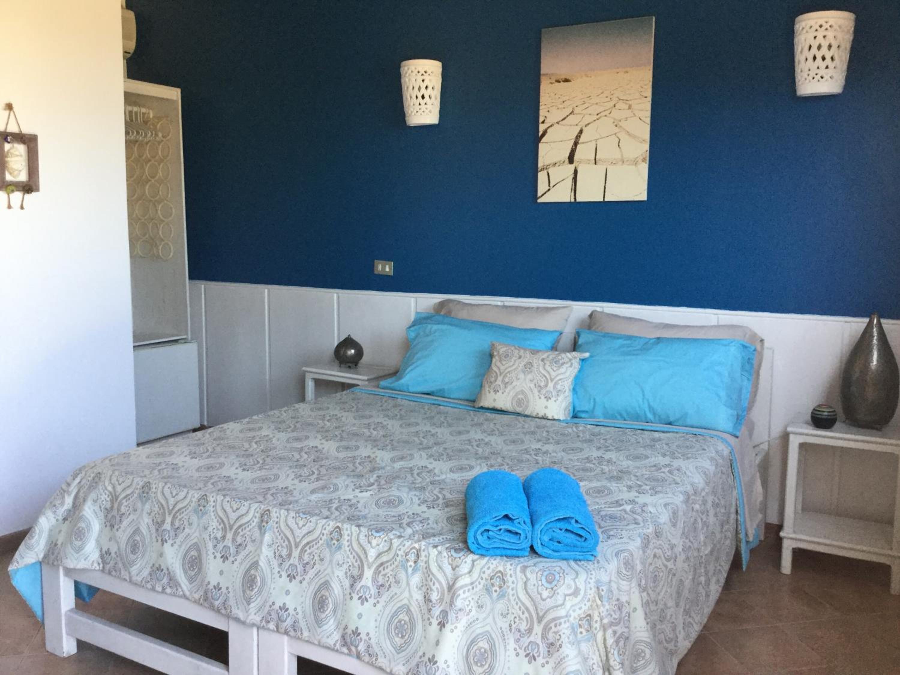 Standard Double or Twin Room - Photo 1