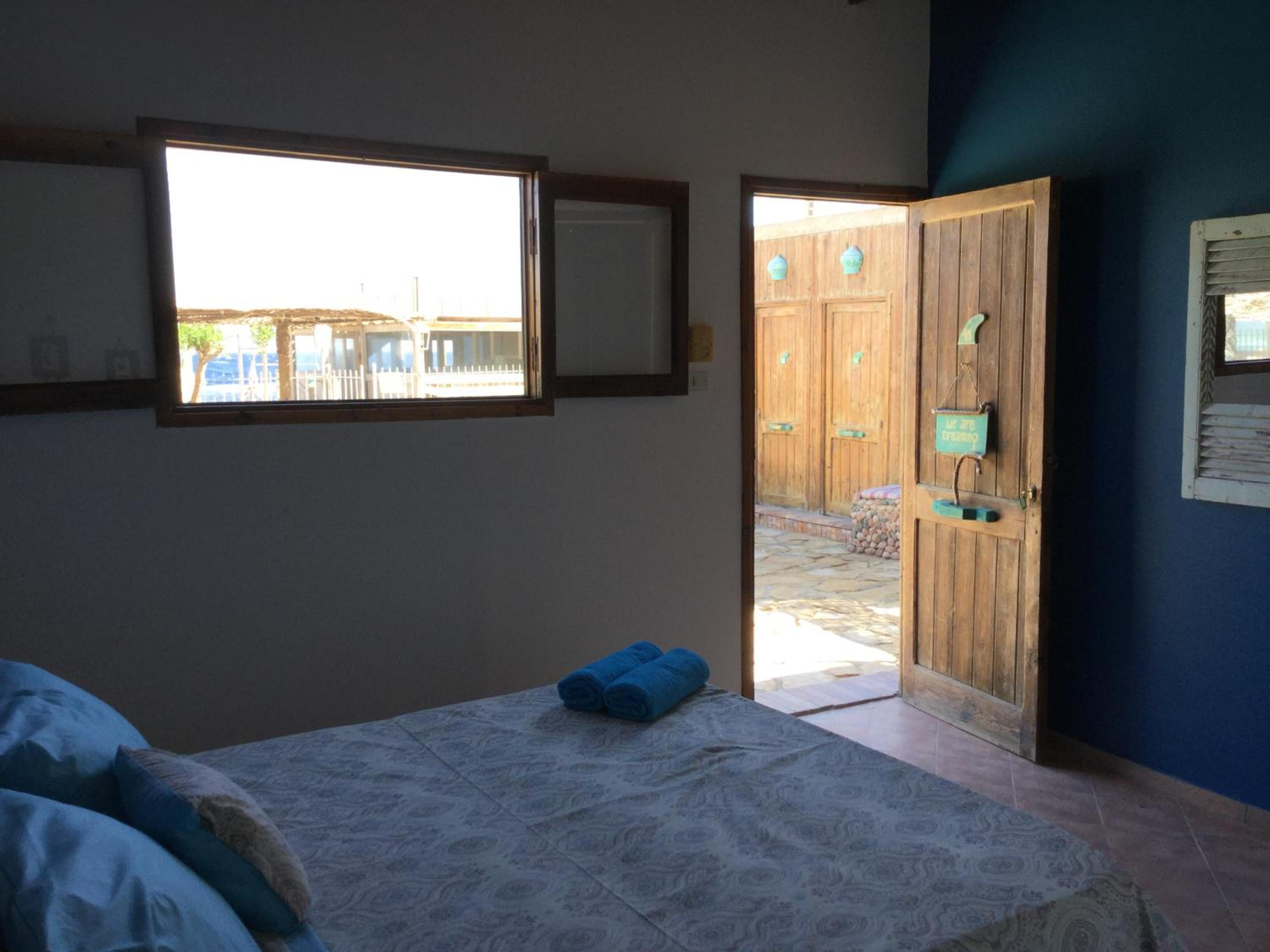 Standard Double or Twin Room - Photo 7