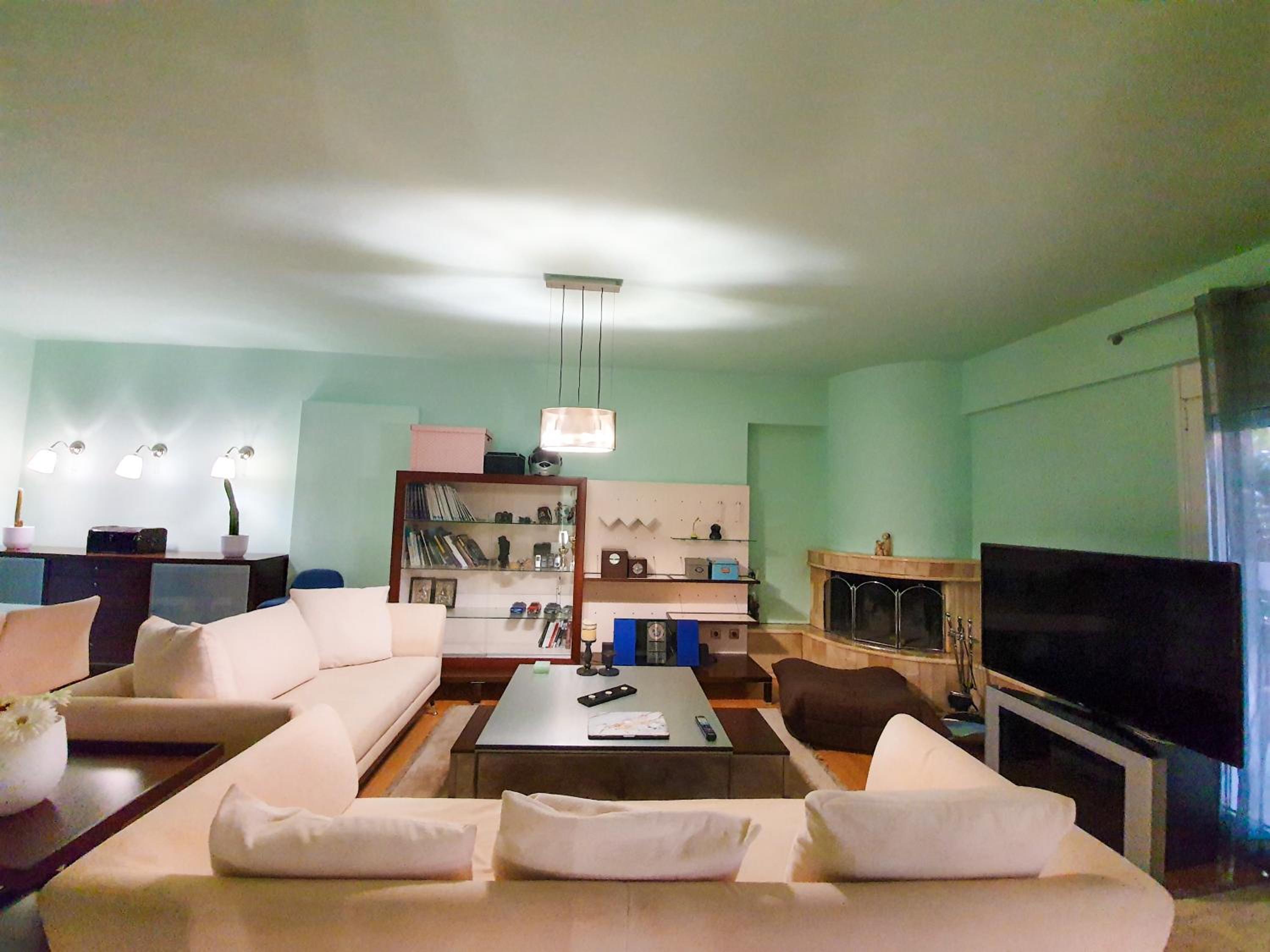 Villa photo 1
