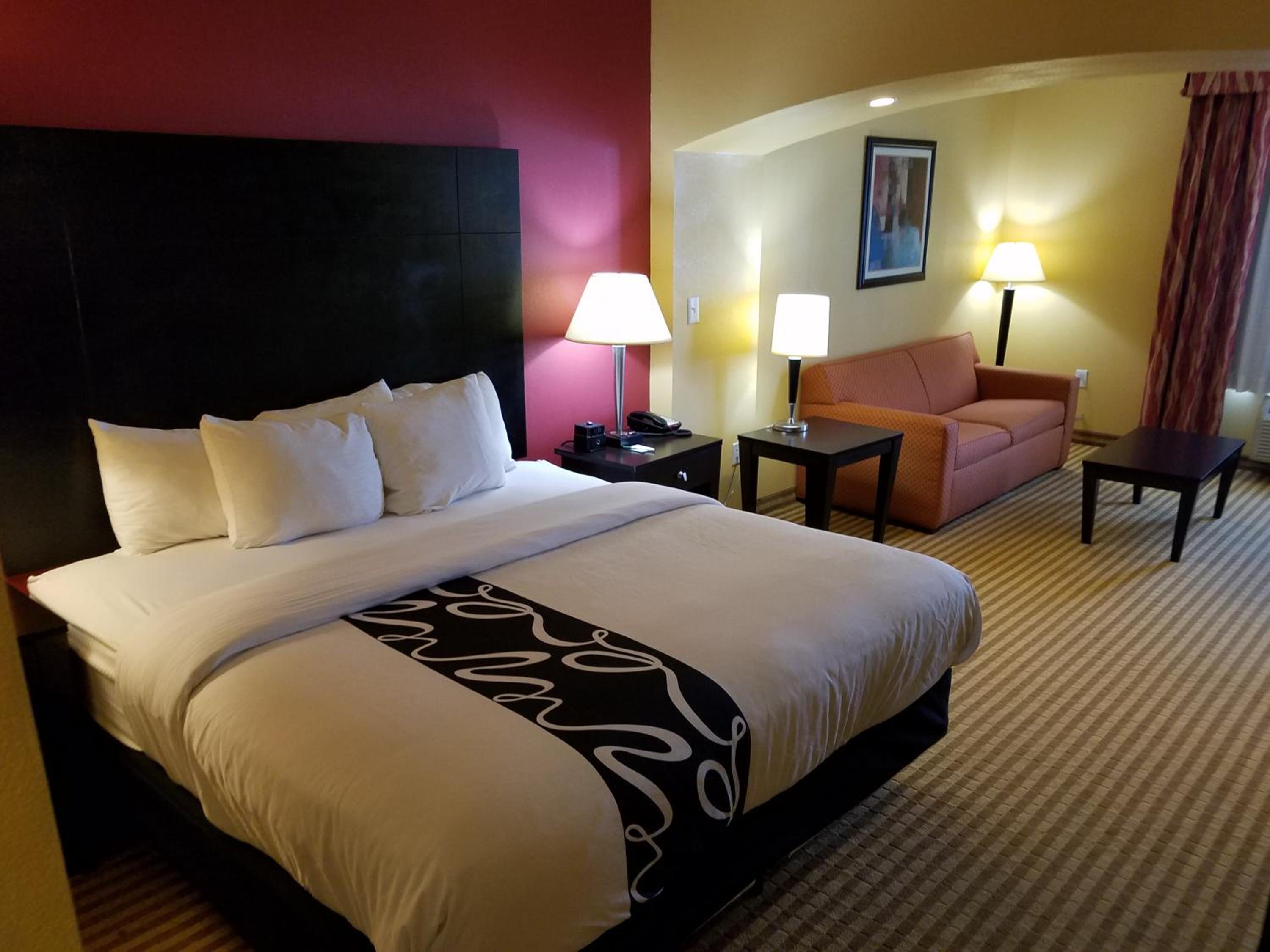 Executive King Room - Non-Smoking