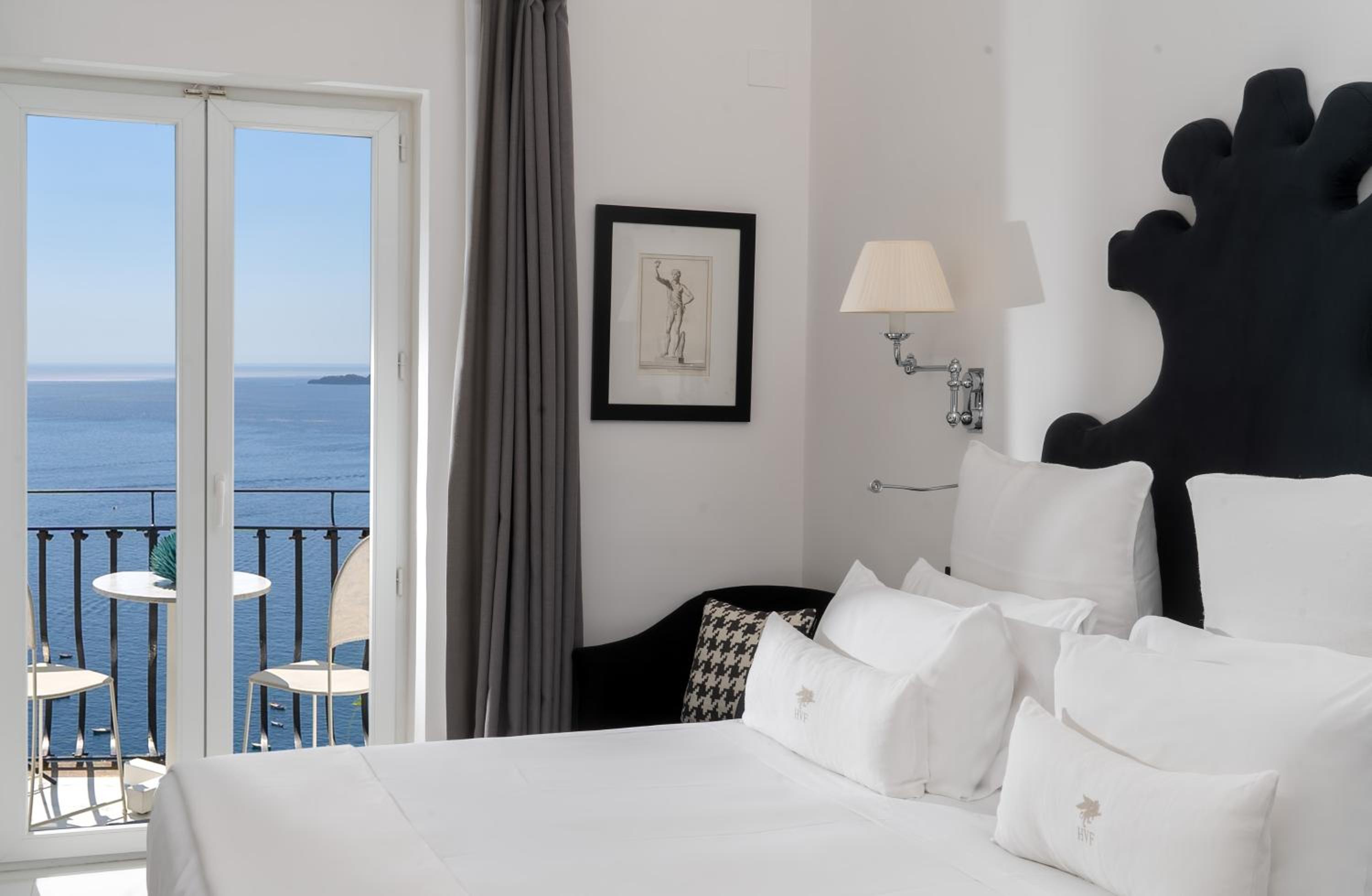 Large Double Room - Photo 4