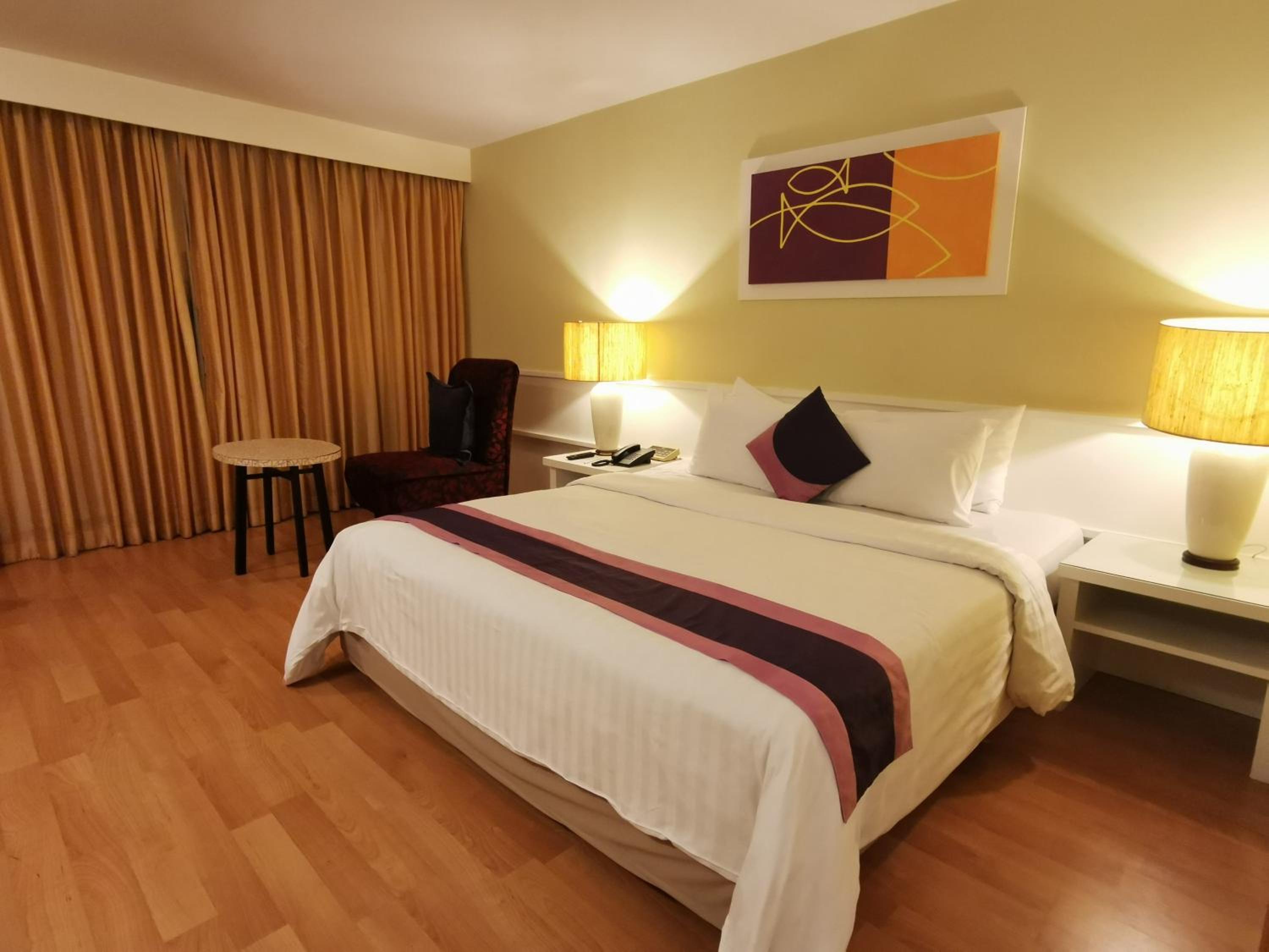 Deluxe Double or Twin Room photo 1