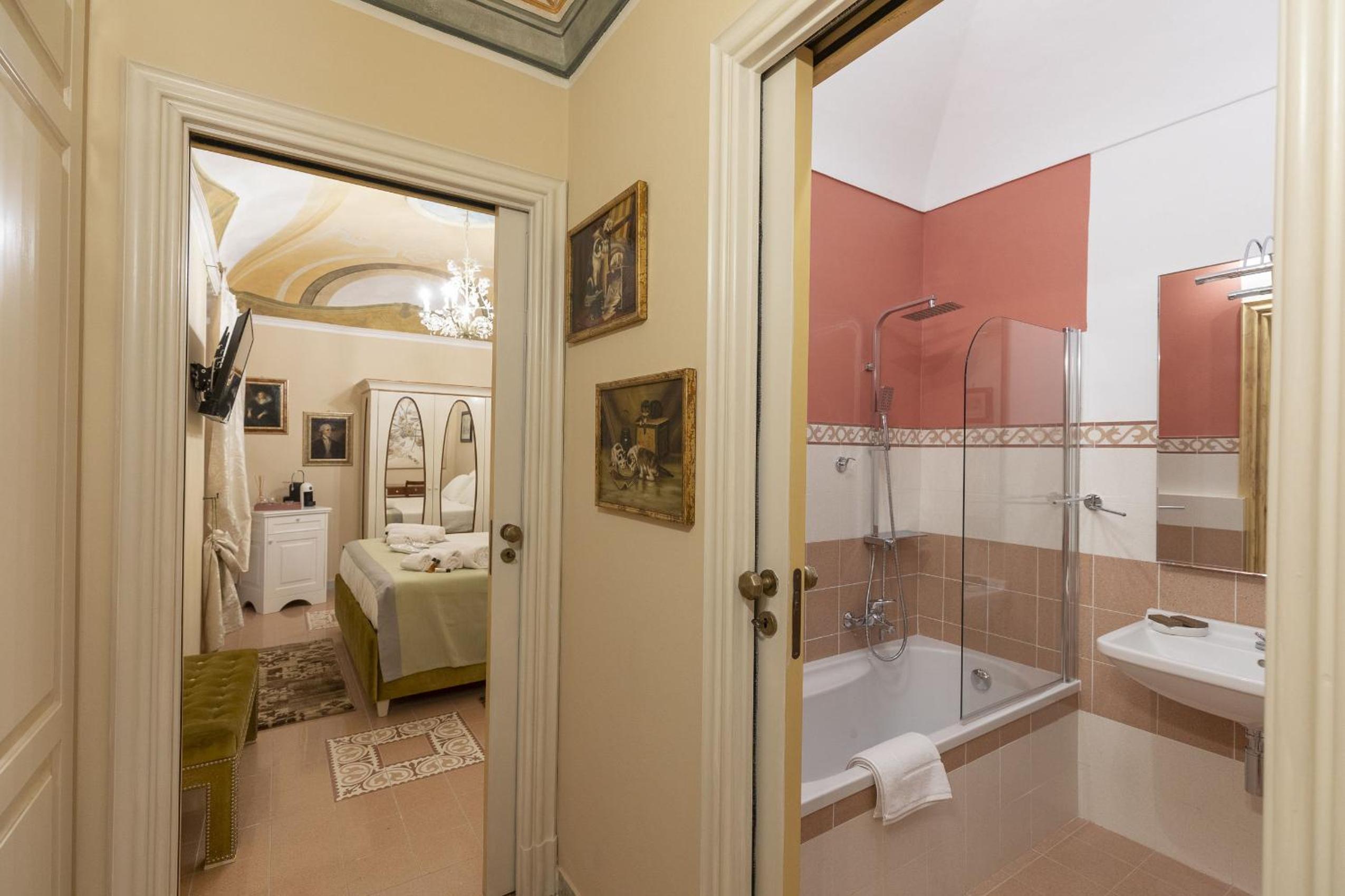 Double Room photo 3