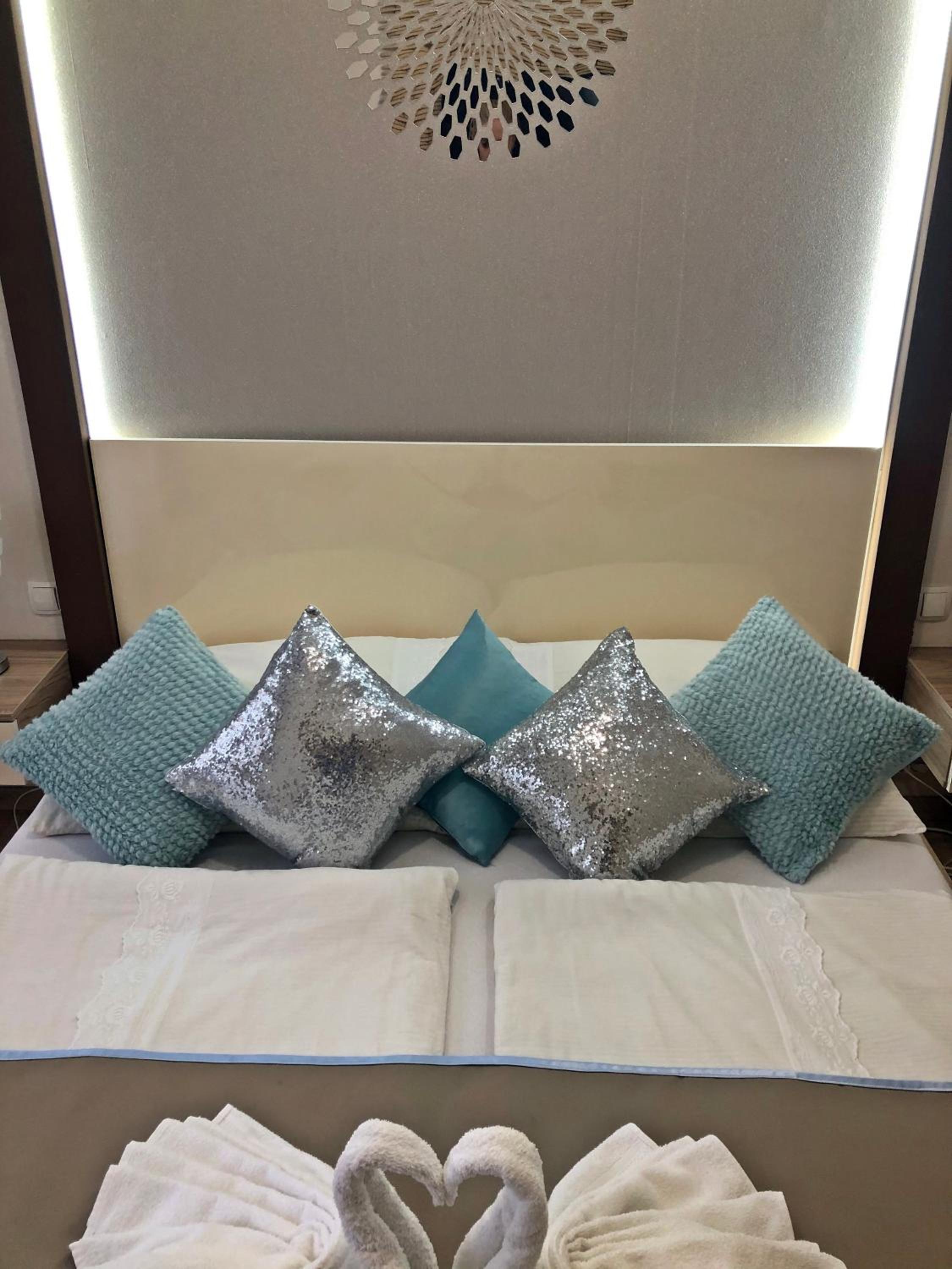 Standard Queen Room photo 3