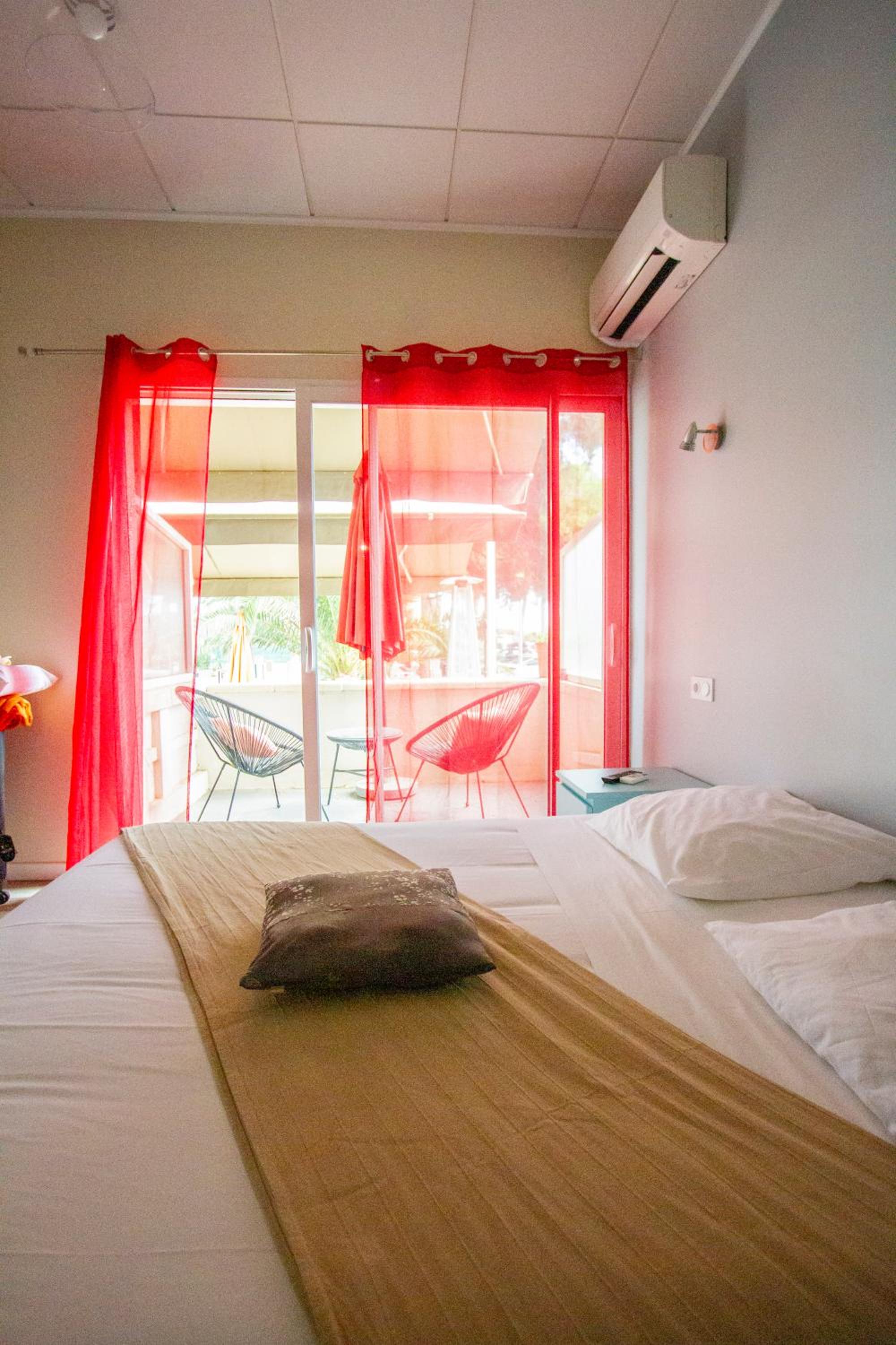 Double Room - Disability Access - Photo 2