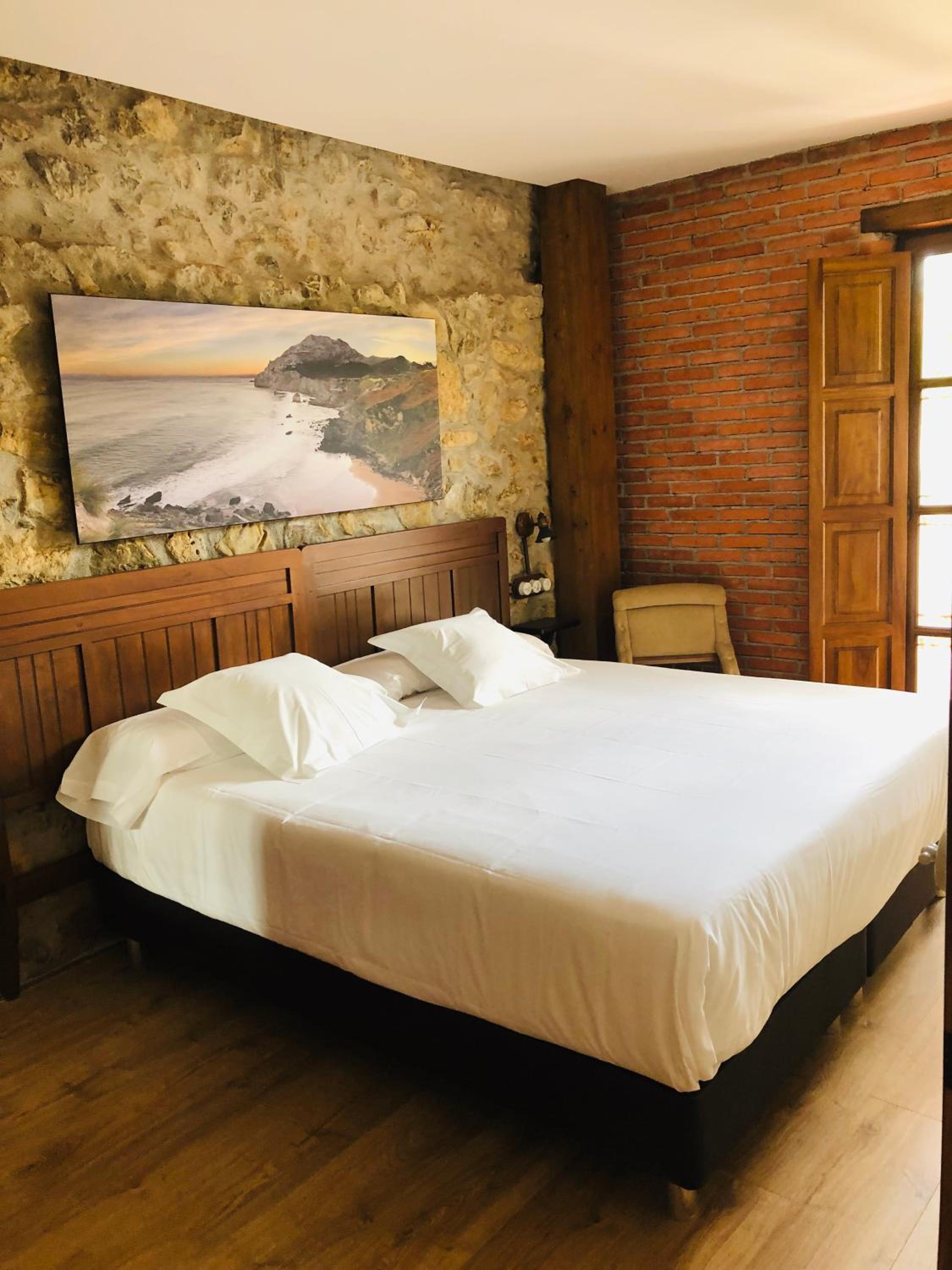 Premium Suite - Photo 7