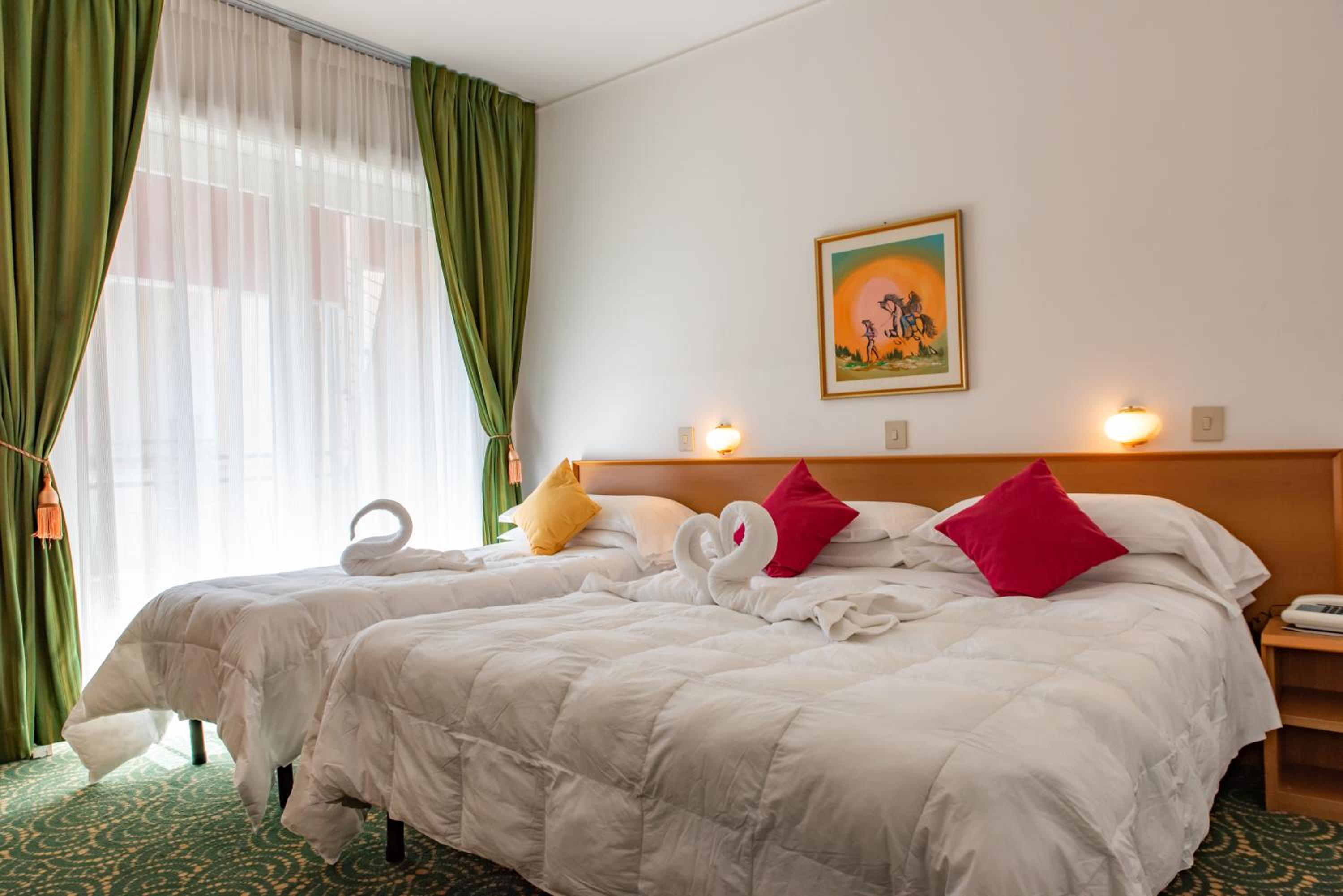 Triple Room with Pool View - Photo 1