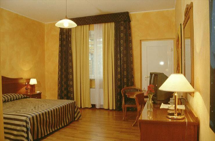 Deluxe Double Room - Photo 3