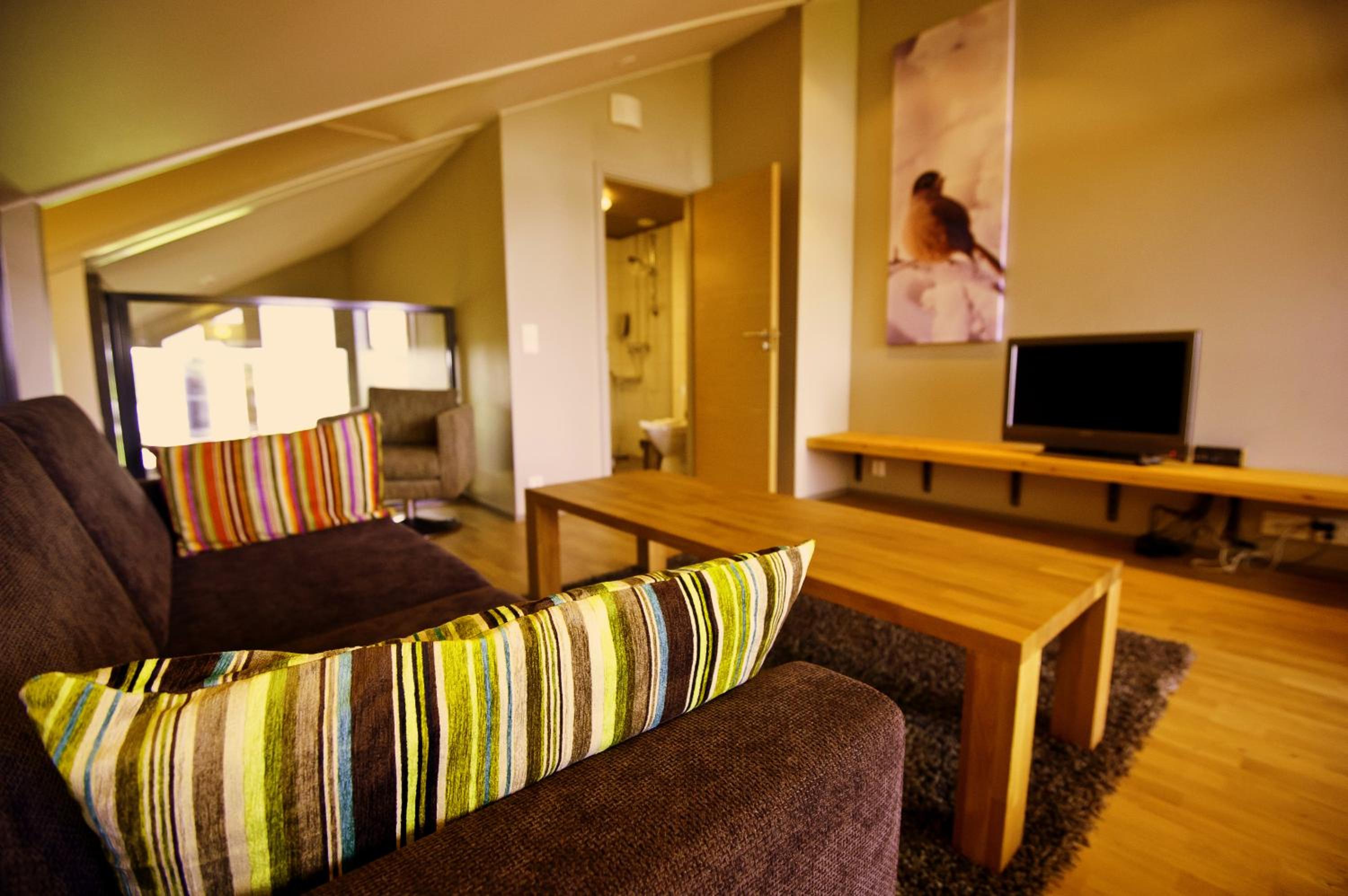 Two-Bedroom Apartment - Penthouse photo 2
