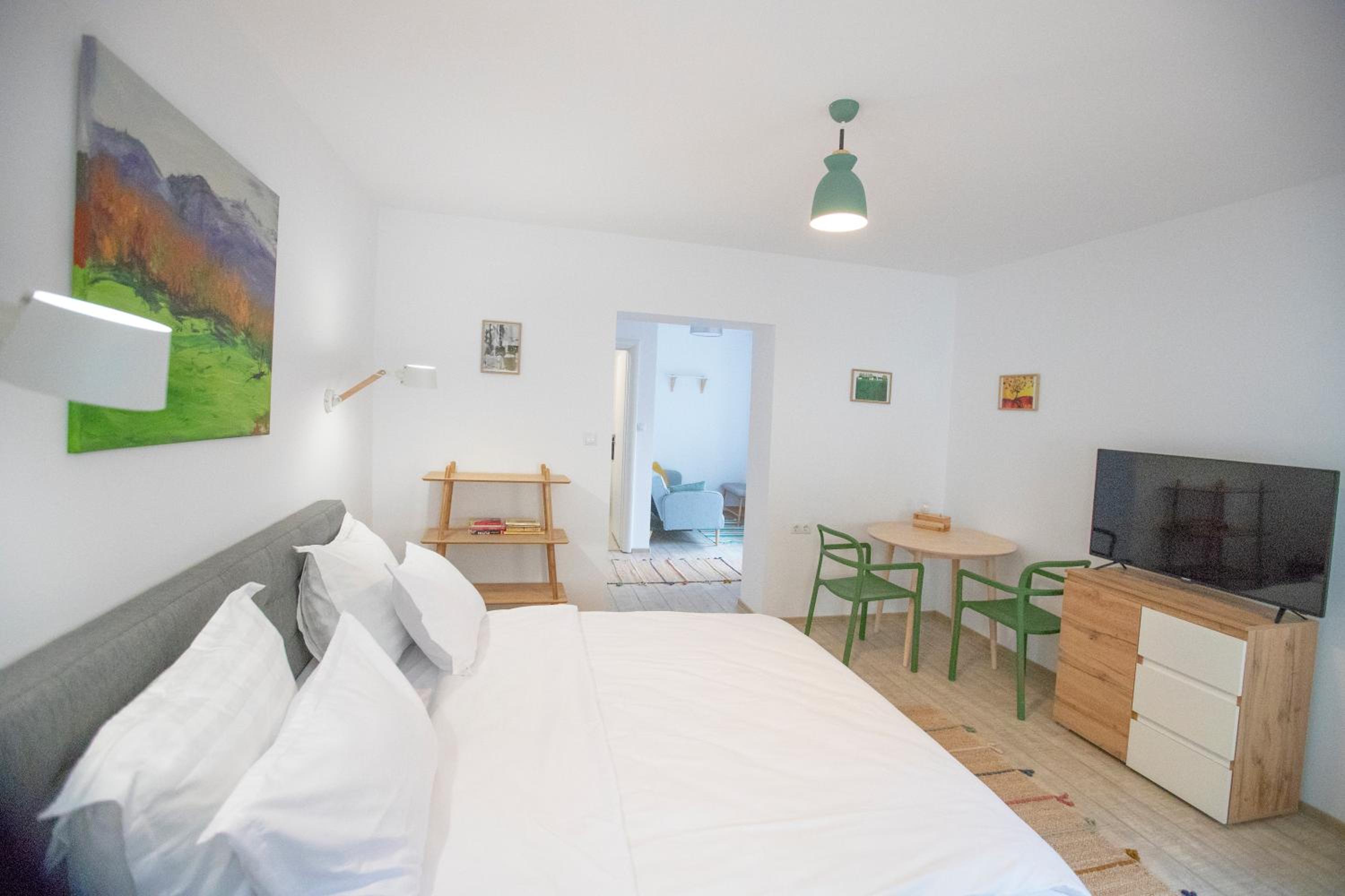 Deluxe Double Room - Photo 1
