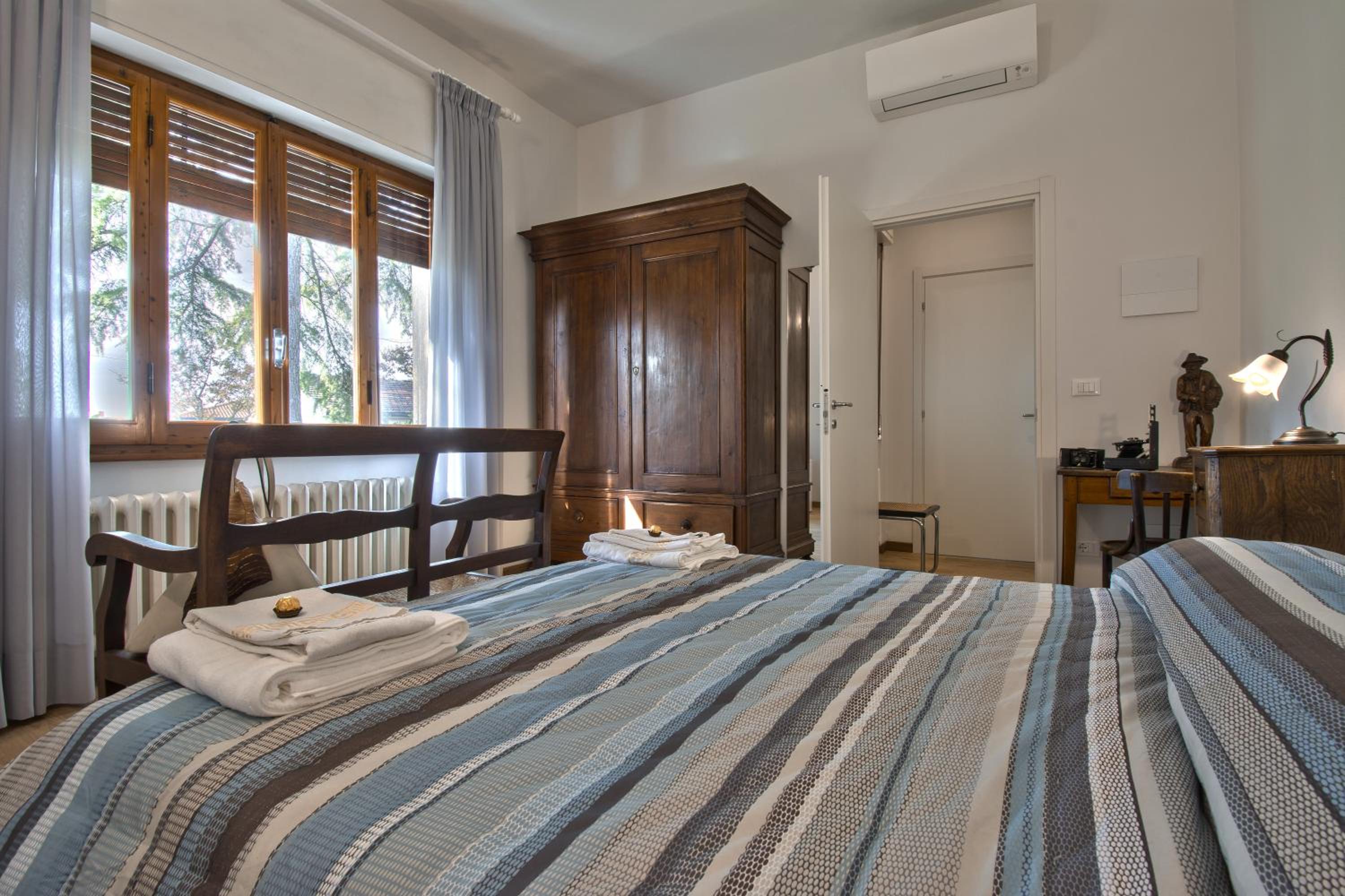 Double Room with Private Bathroom - Photo 5