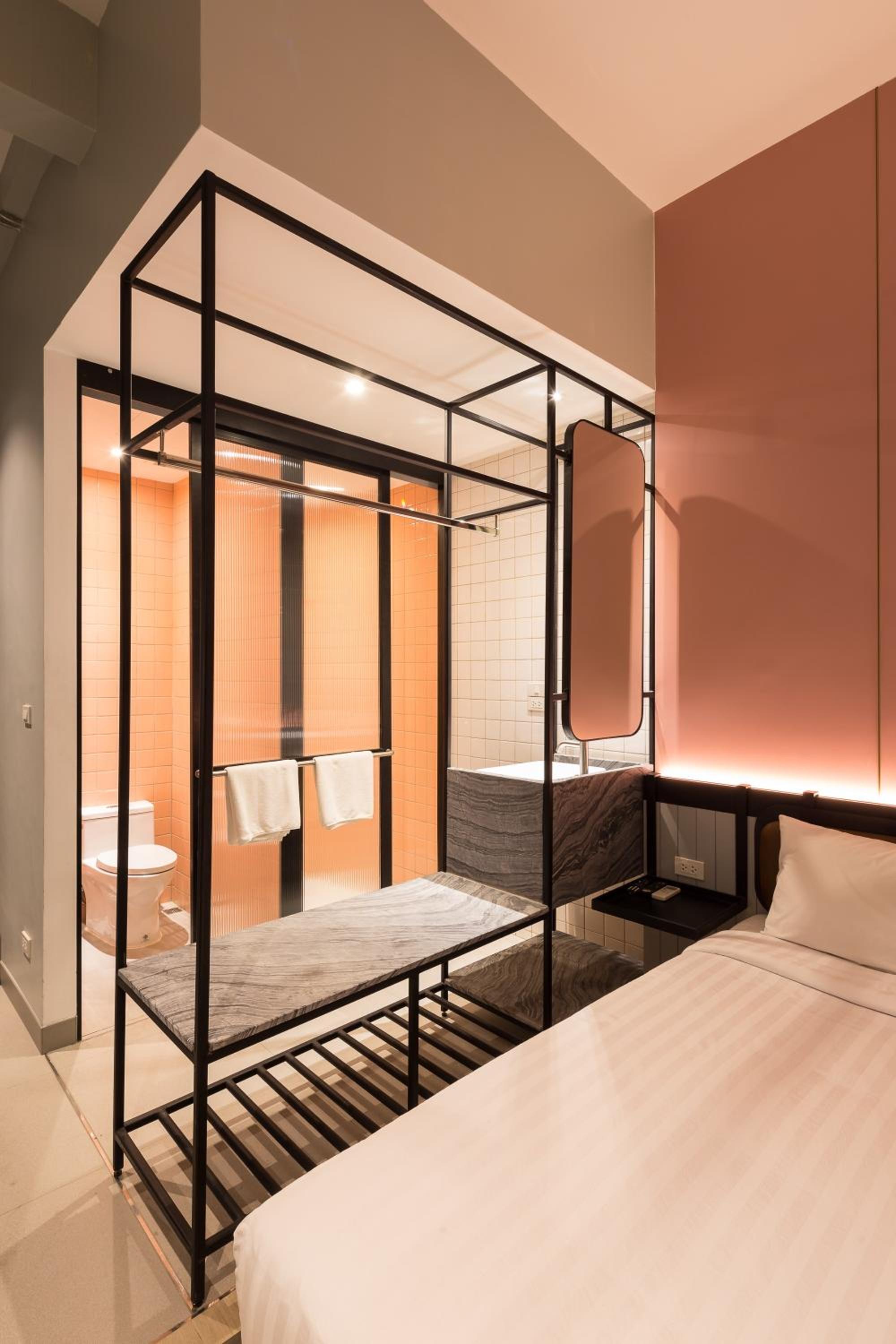 Deluxe Twin Room photo 2