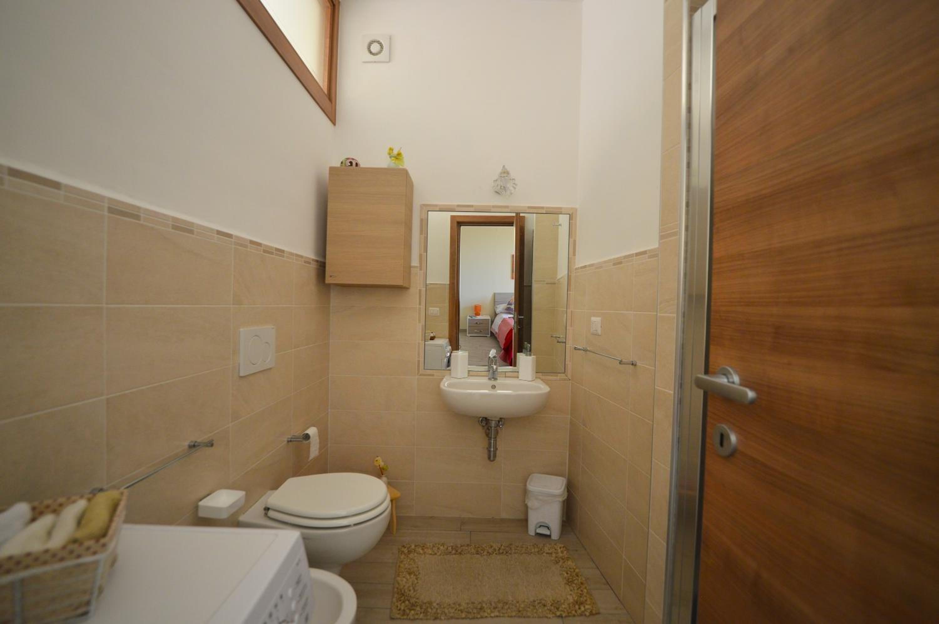 Apartment - Photo 79
