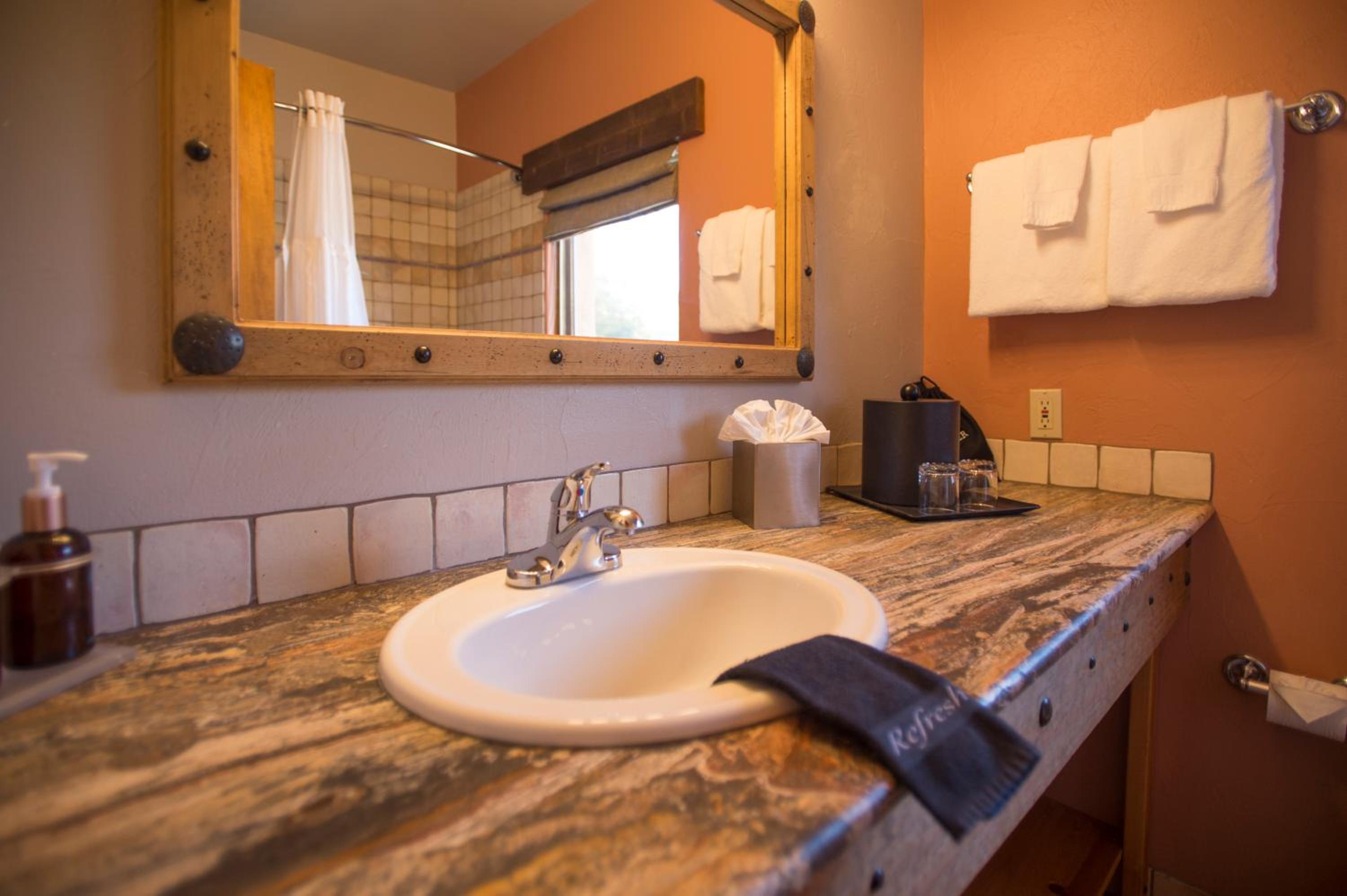 Santa Fe Executive Suite - Photo 6