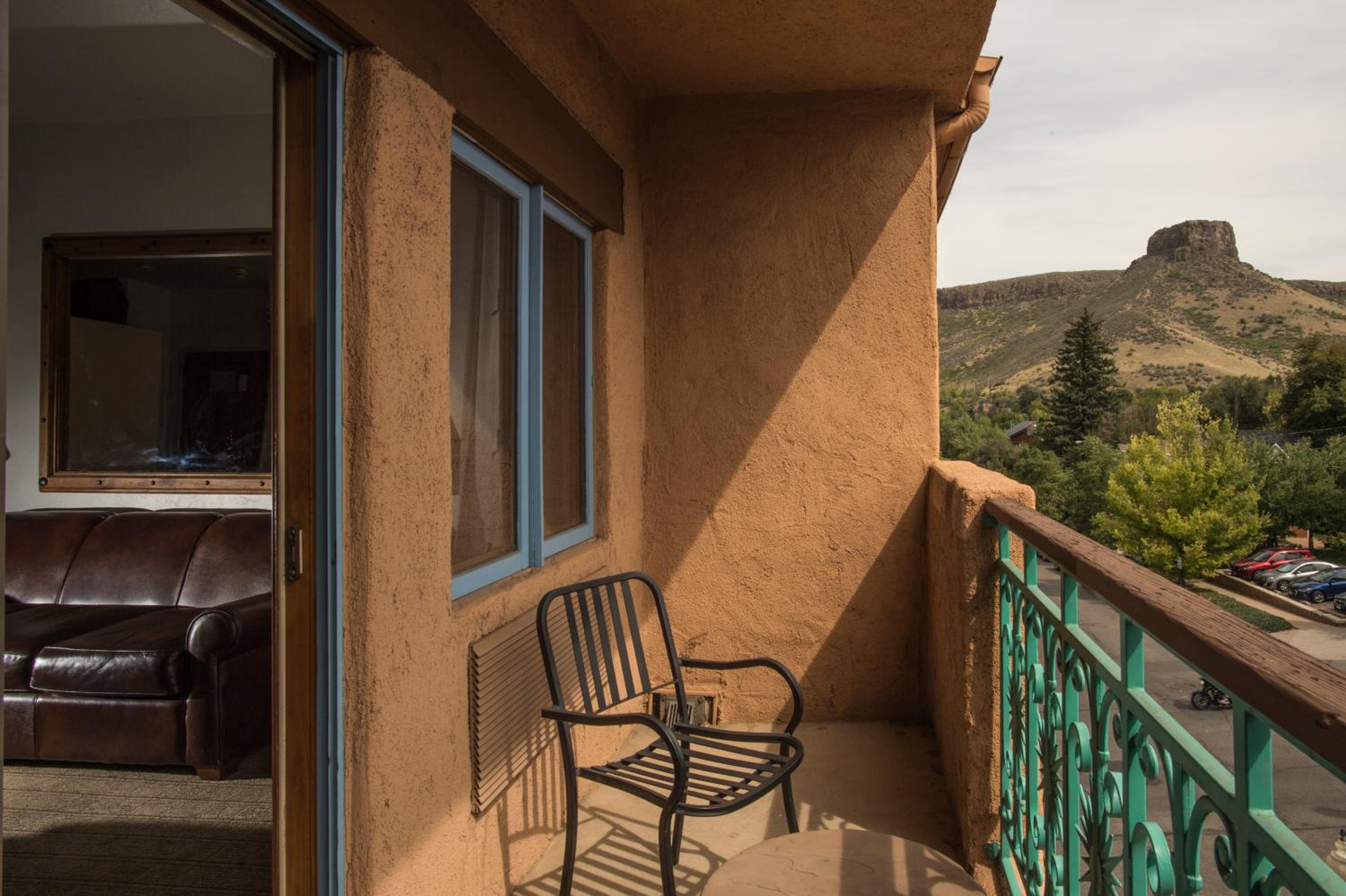 Navajo Junior Suite - Photo 2