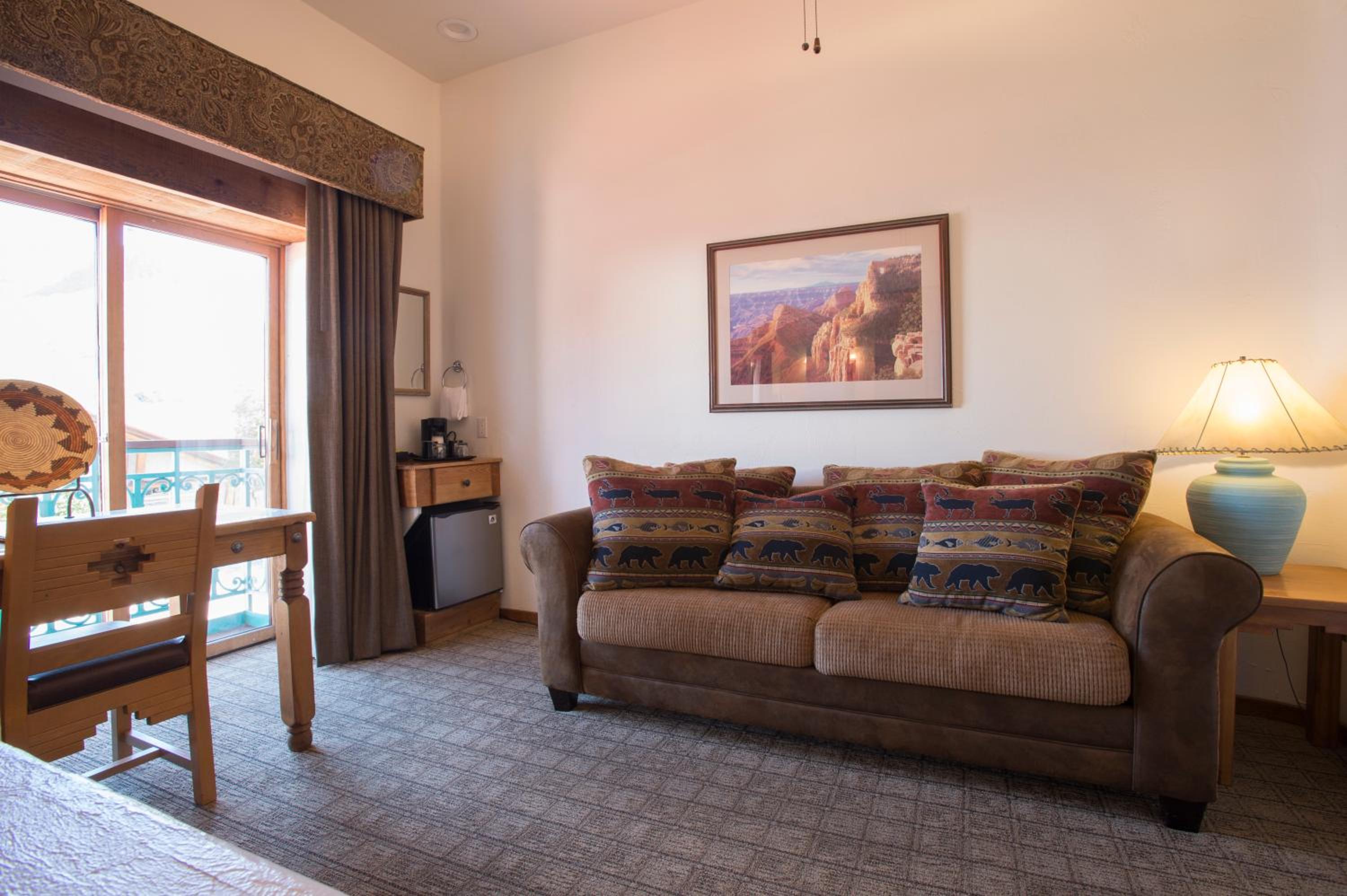 Traditional Mini Suite - Photo 5