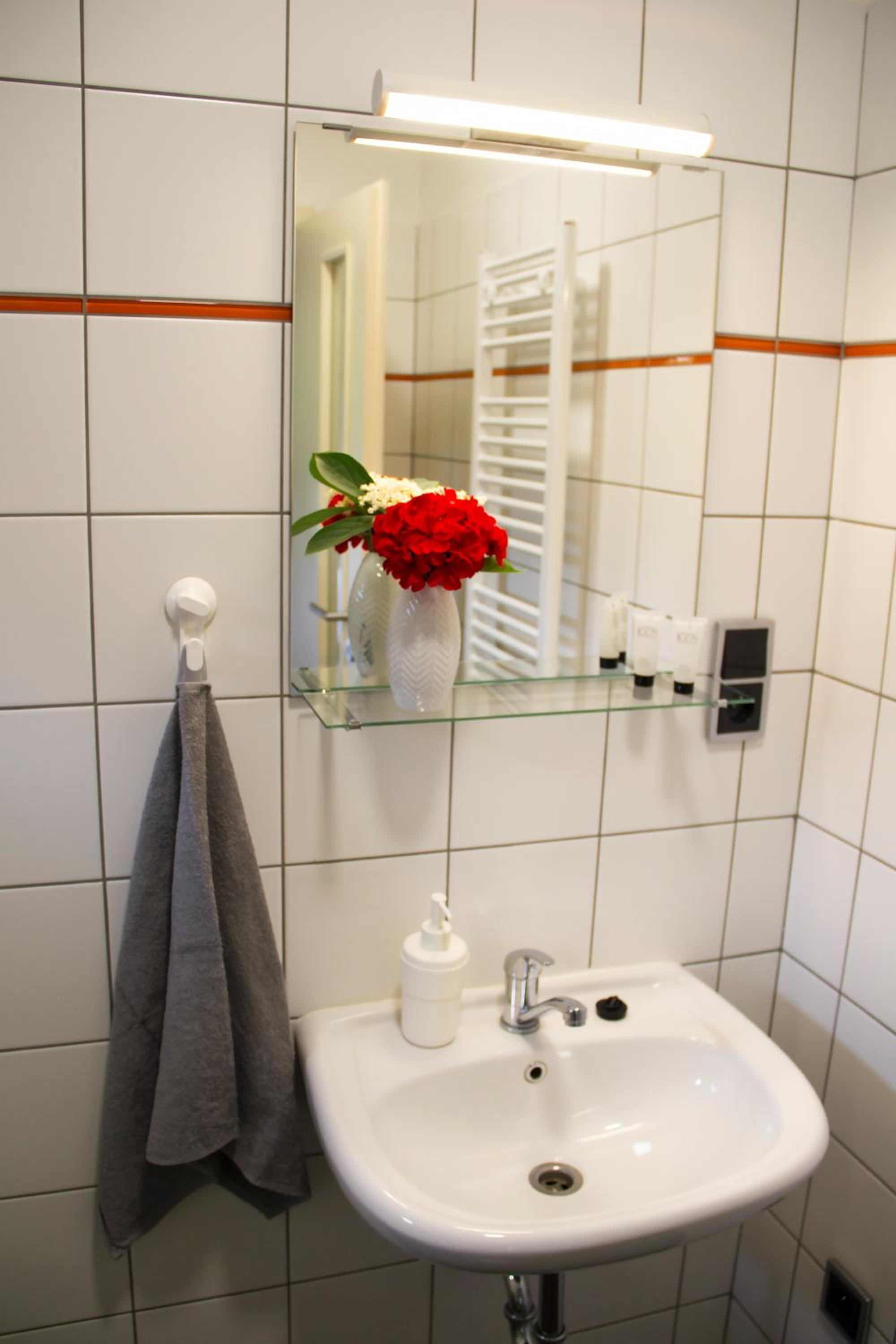 Deluxe Double Room with Balcony photo 2