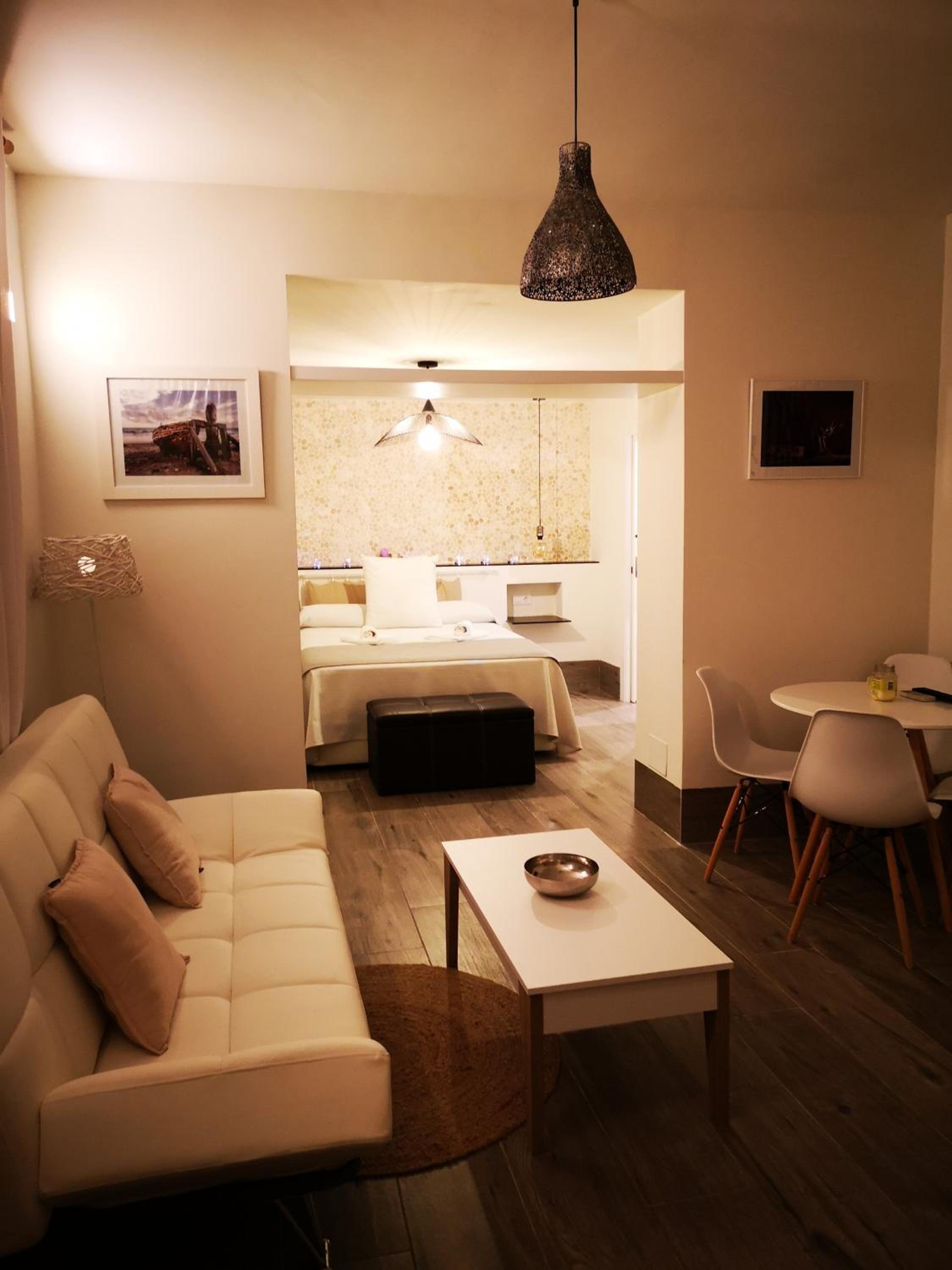 Studio Apartment photo 2