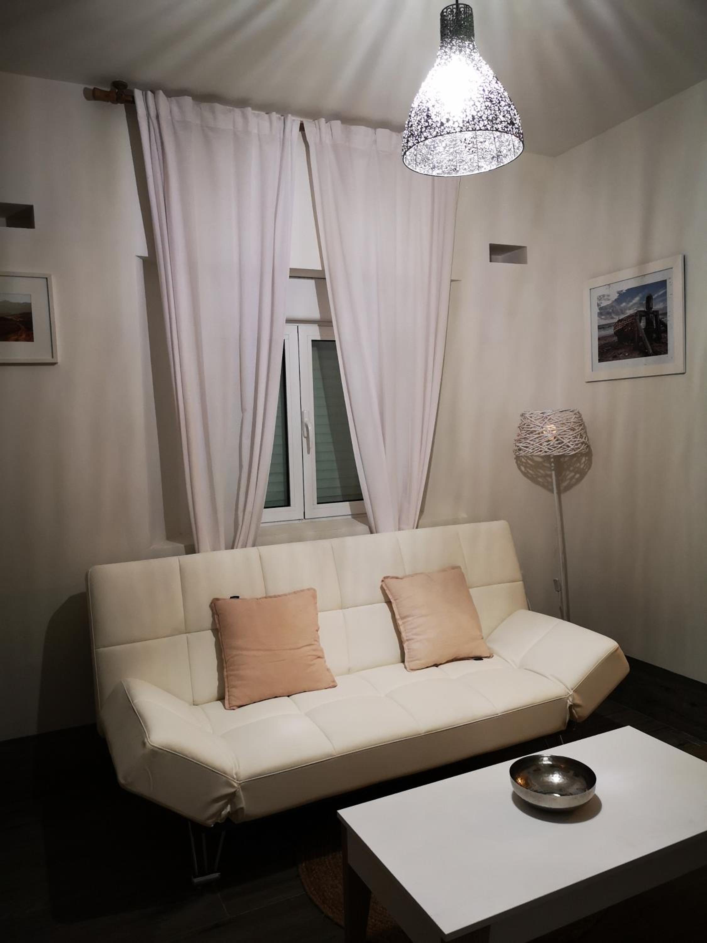 Studio Apartment photo 3