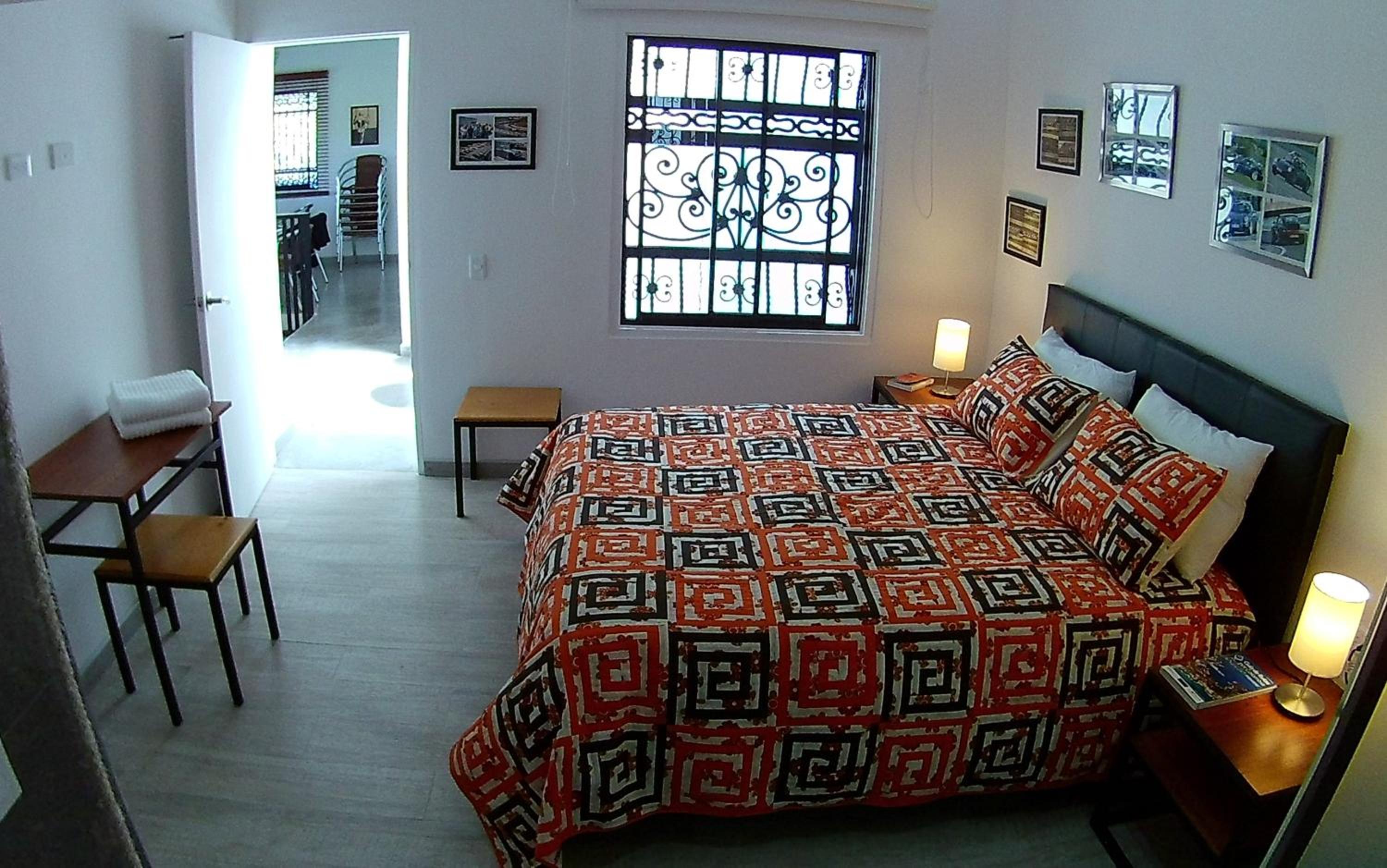 Large Double Room photo 2