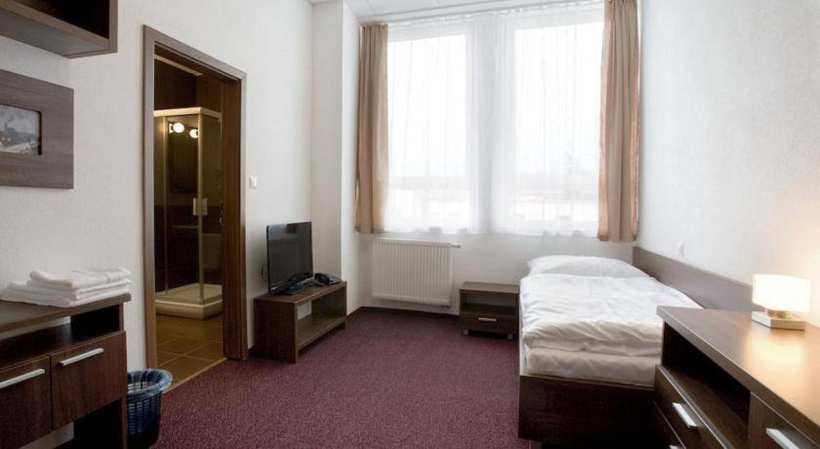 Classic Single Room